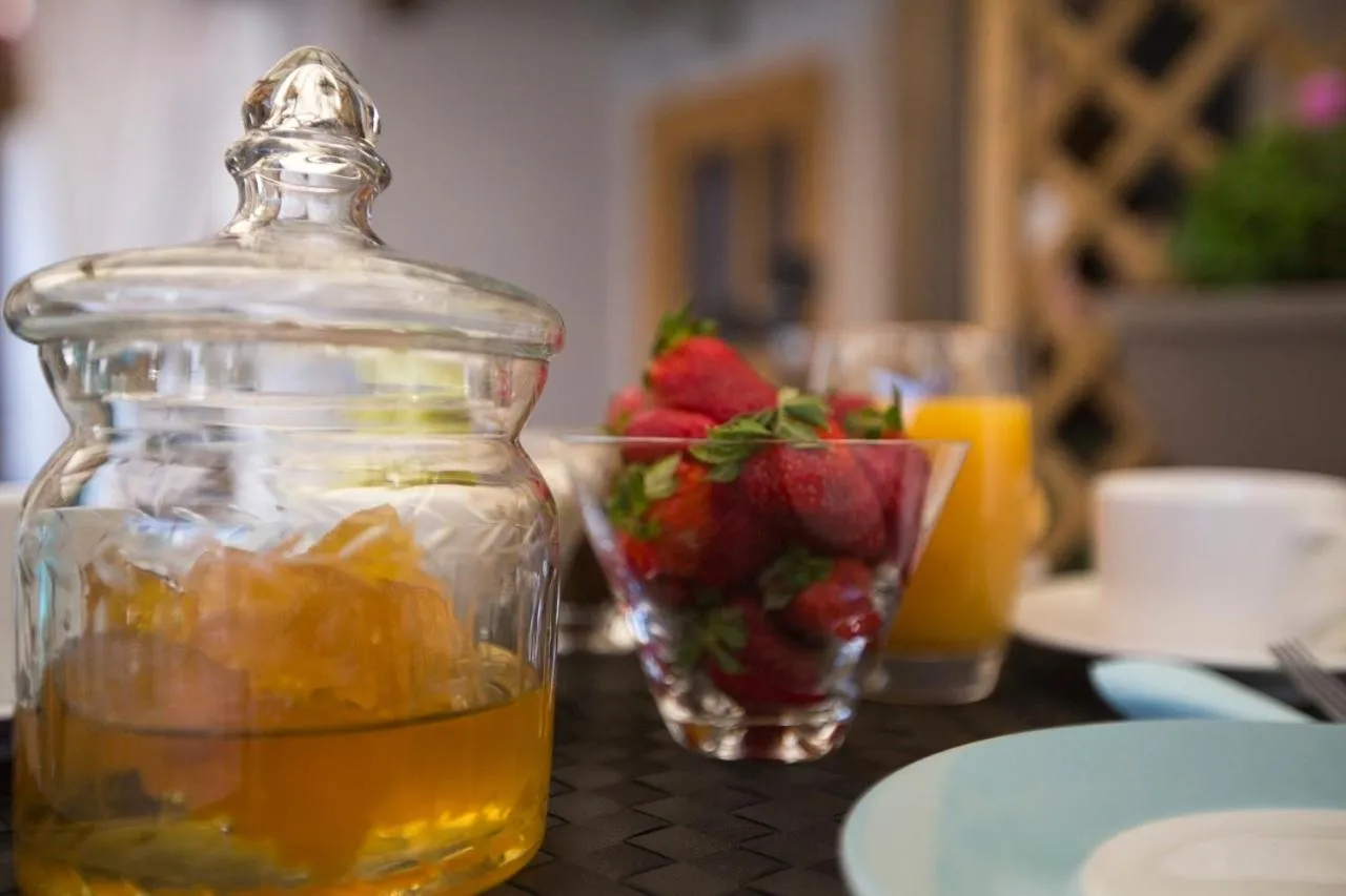 Restaurant/places to eat in Ilion Spa Hotel