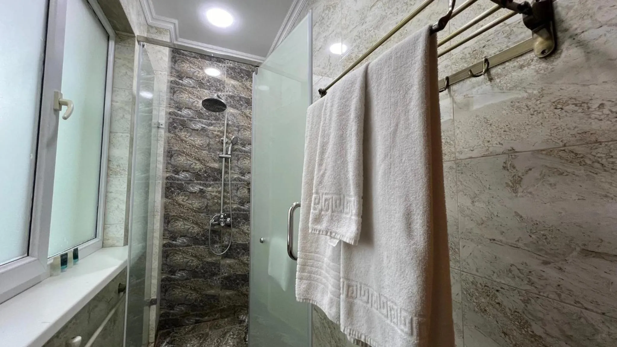 Shower in JEPPESEN RESIDENCE