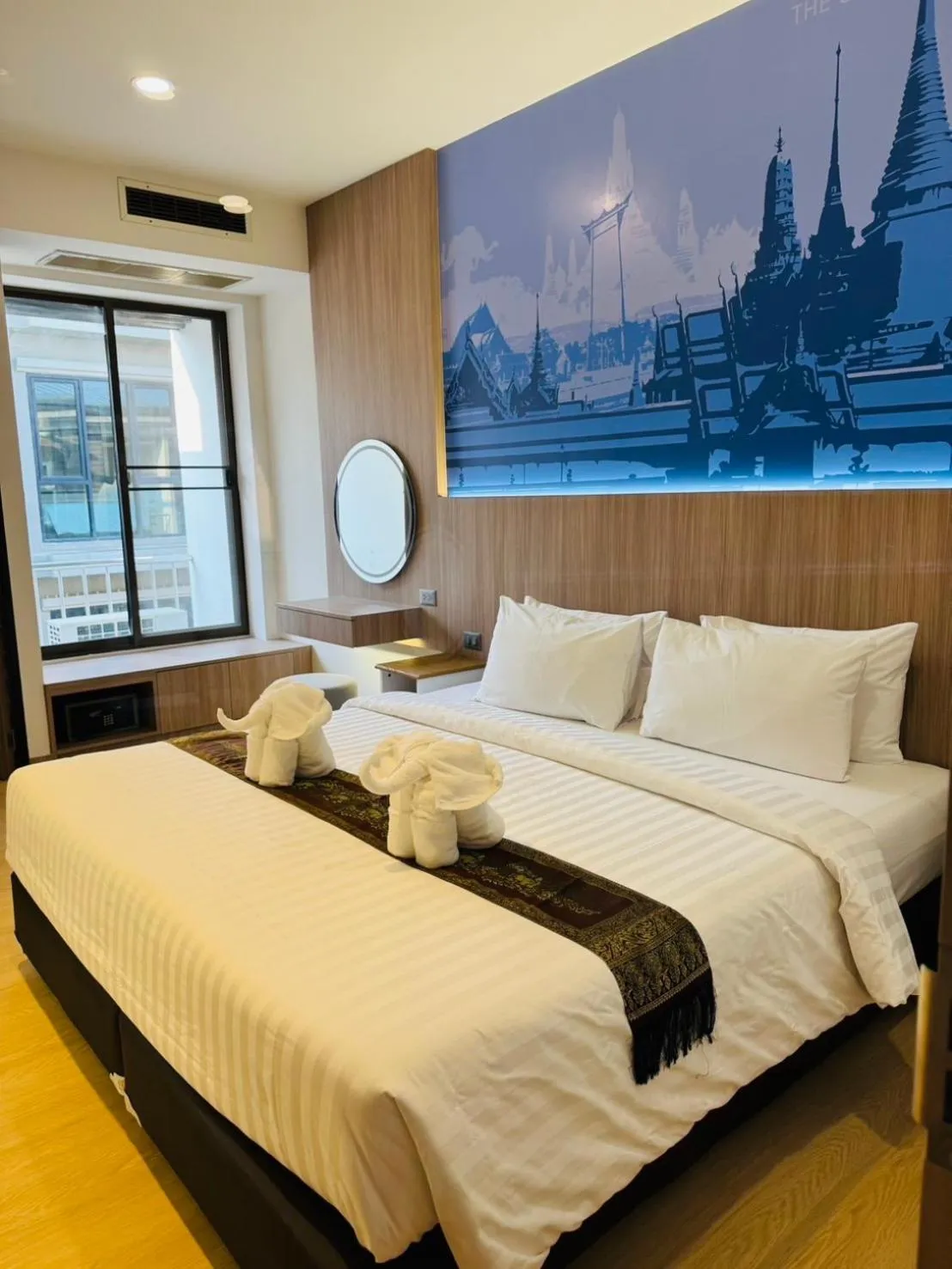 Bed in New Siam II
