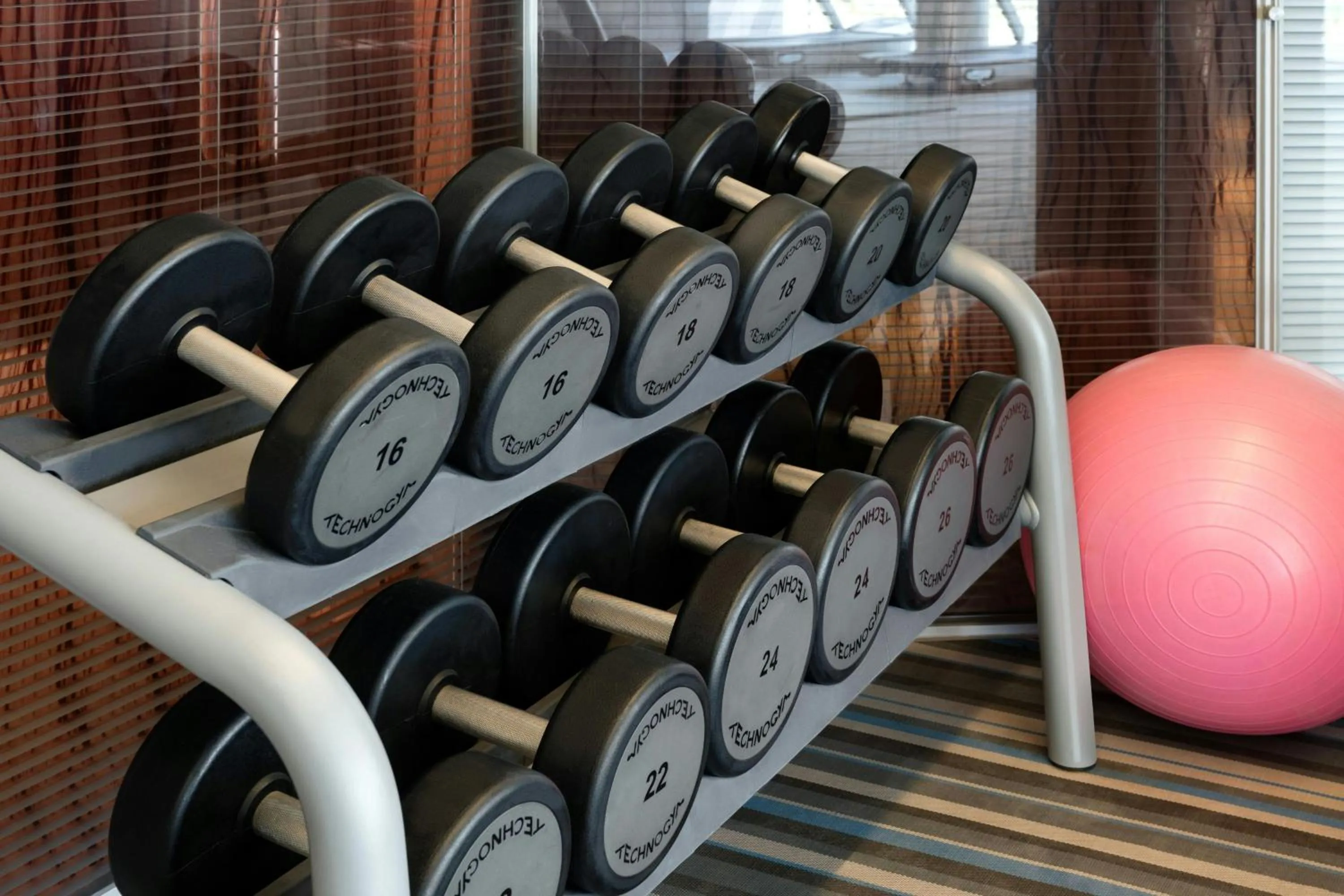 Fitness centre/facilities in Aloft London Excel