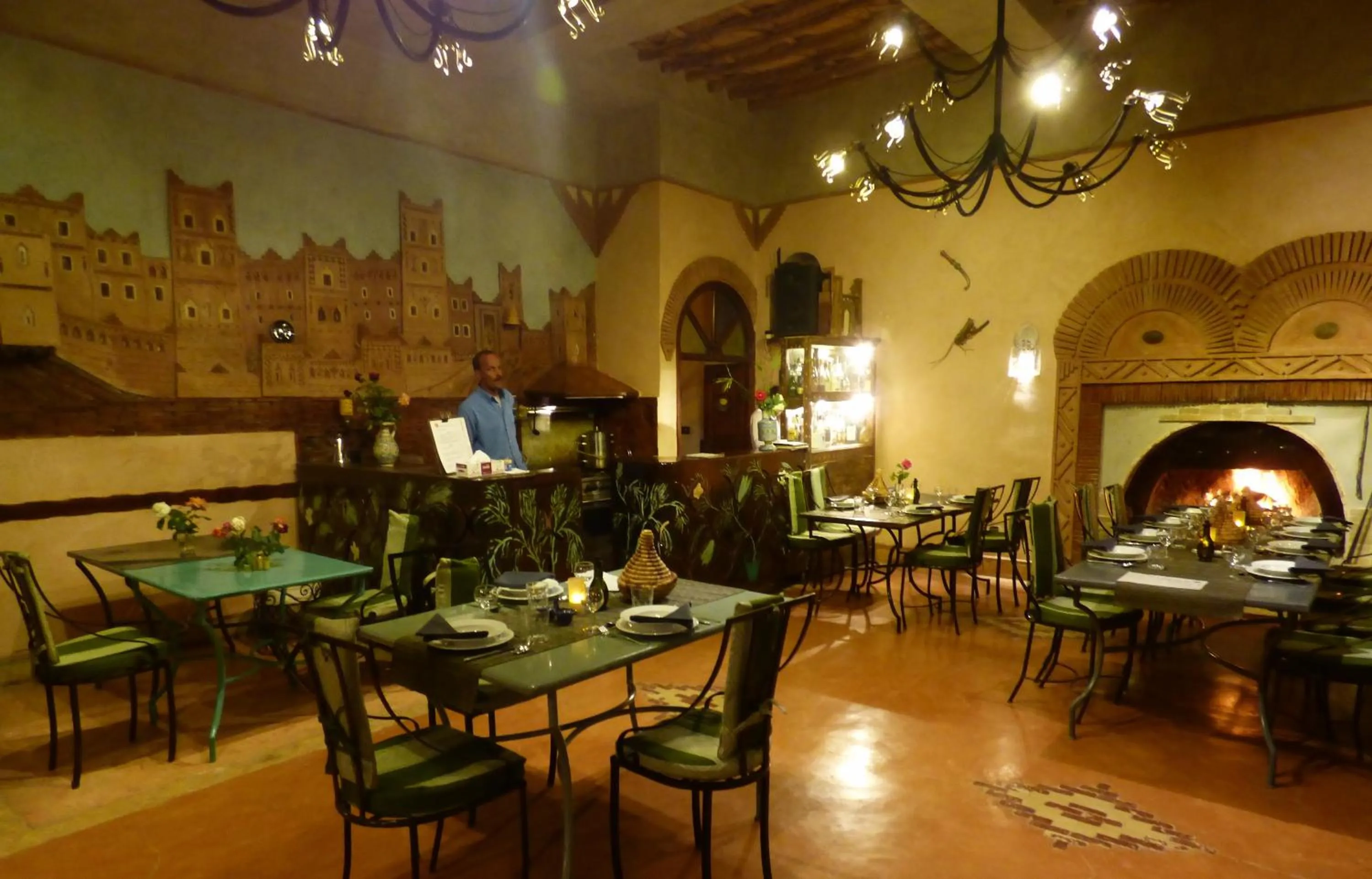 Restaurant/places to eat in Sawadi Ecolodge