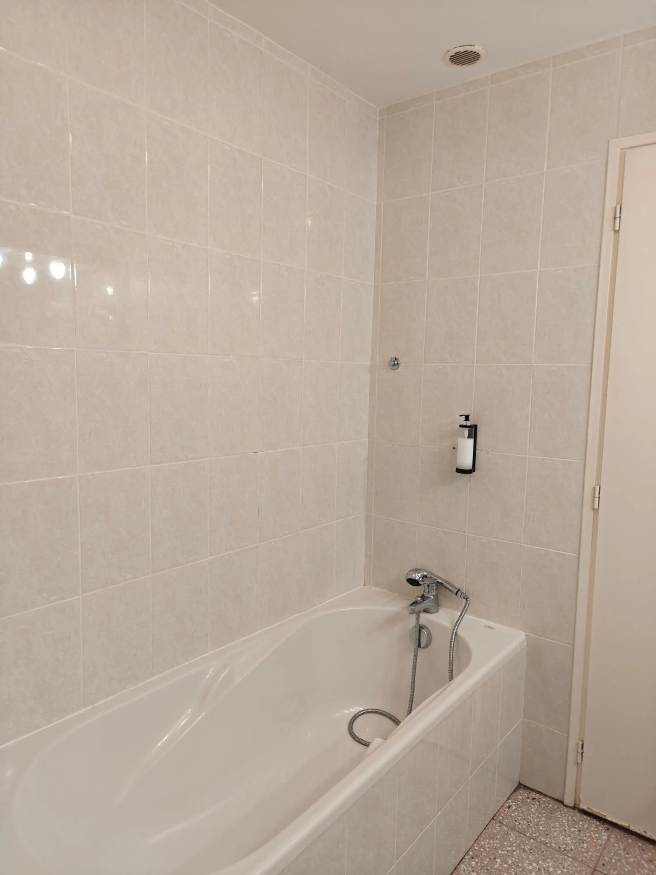 Bath in Le Catalan - Hôtel et appartements