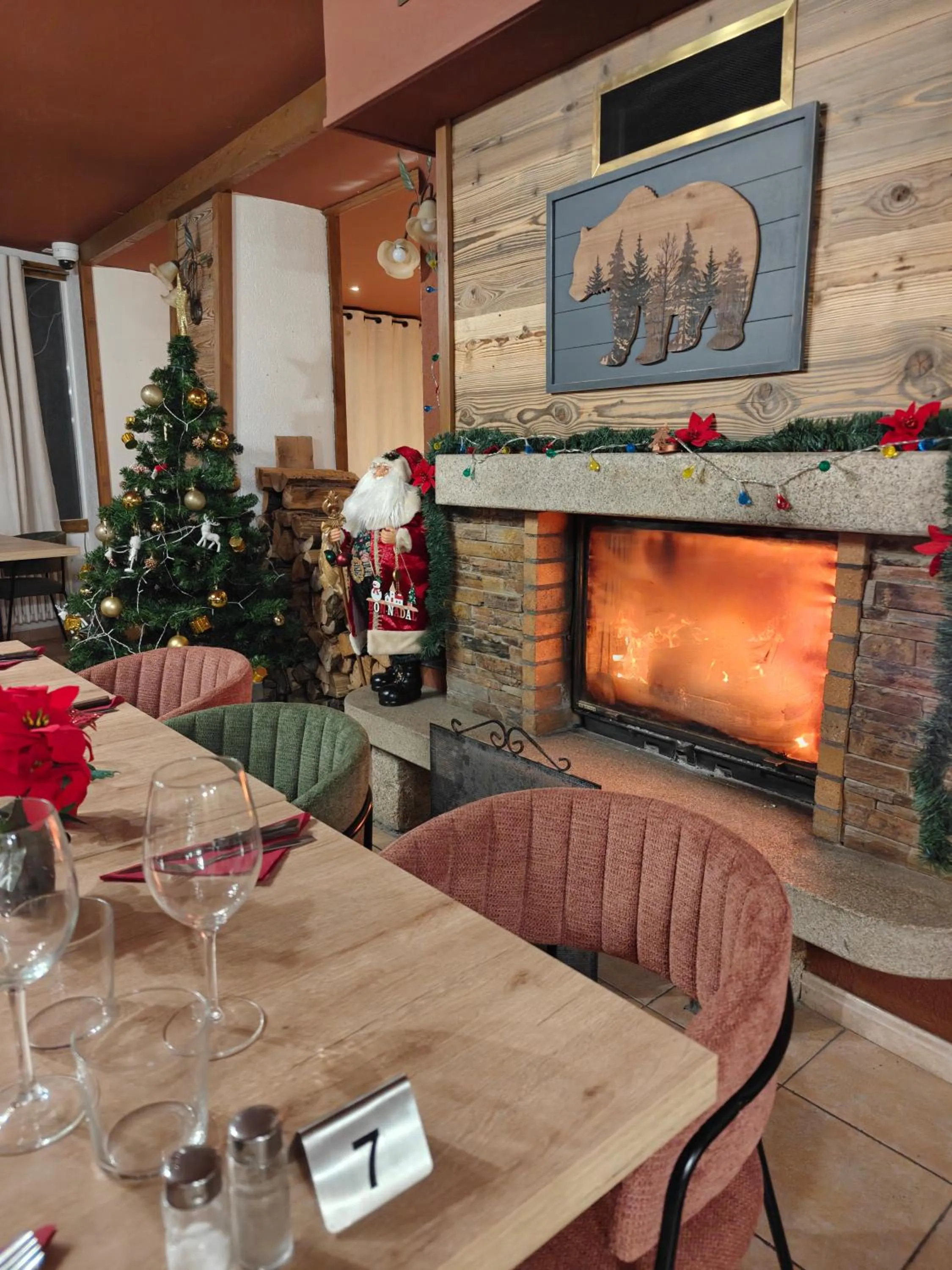 Restaurant/places to eat in Le Catalan - Hôtel et appartements