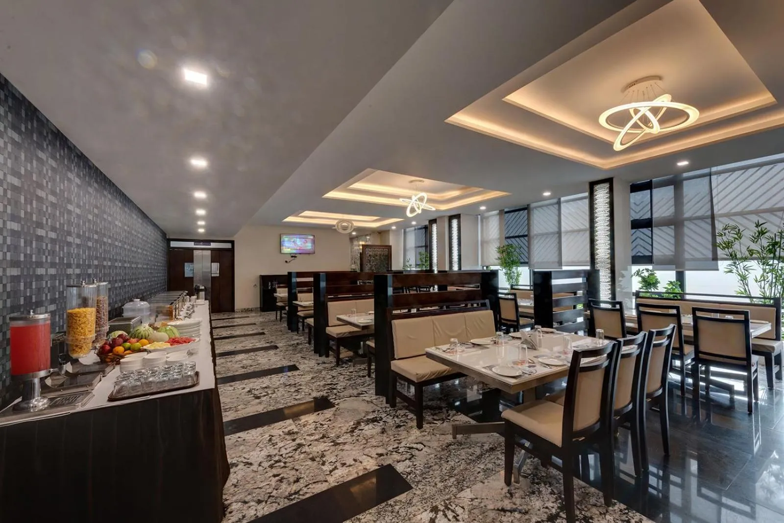 Breakfast in Hotel Ma Grand