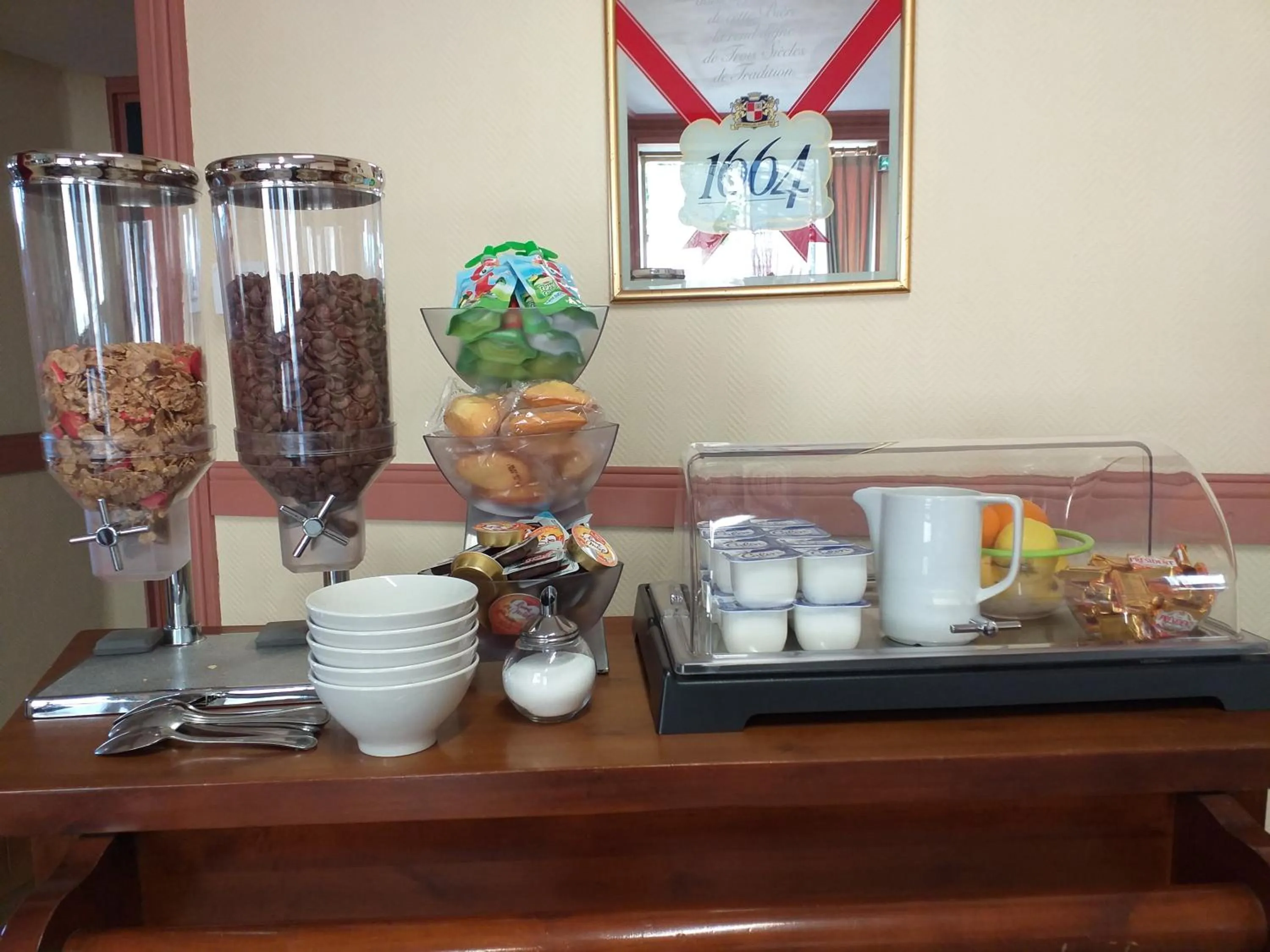 Breakfast in Hotel de la gare