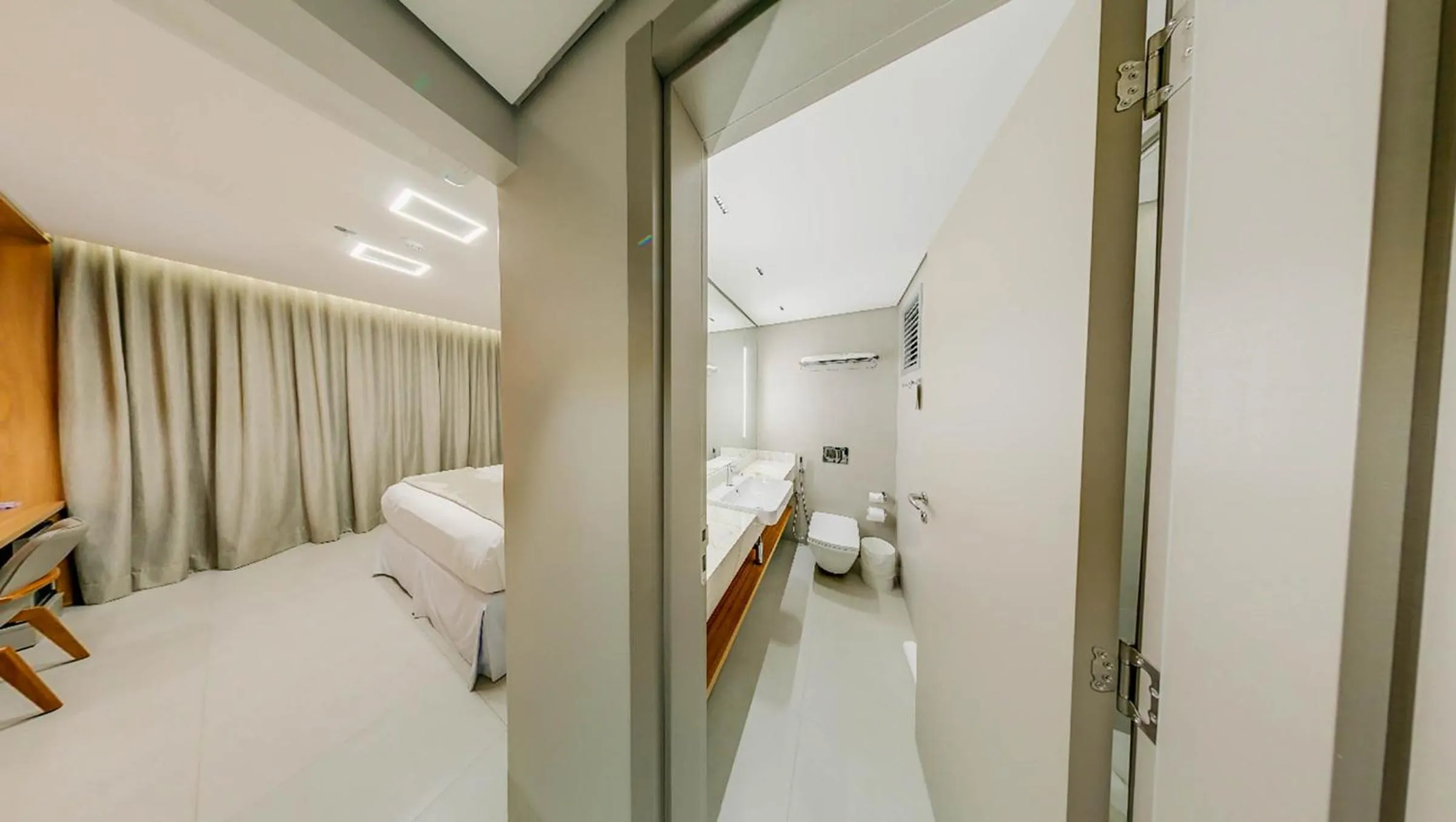 Bed in Amazon Taiamã Hotel