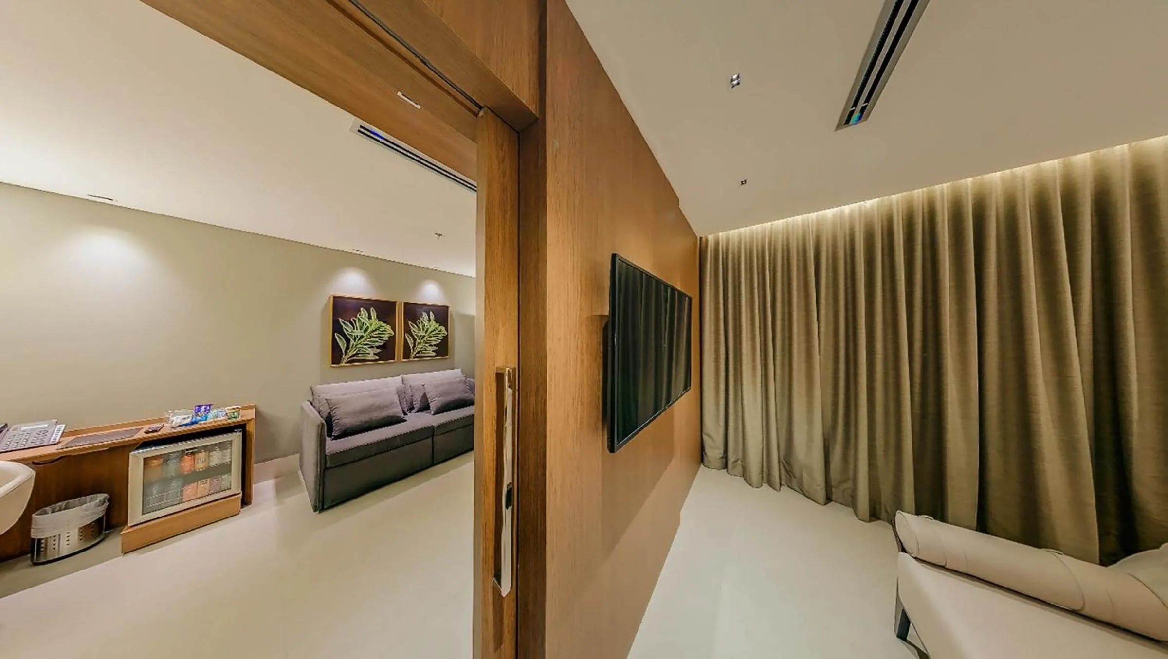 Bed in Amazon Taiamã Hotel