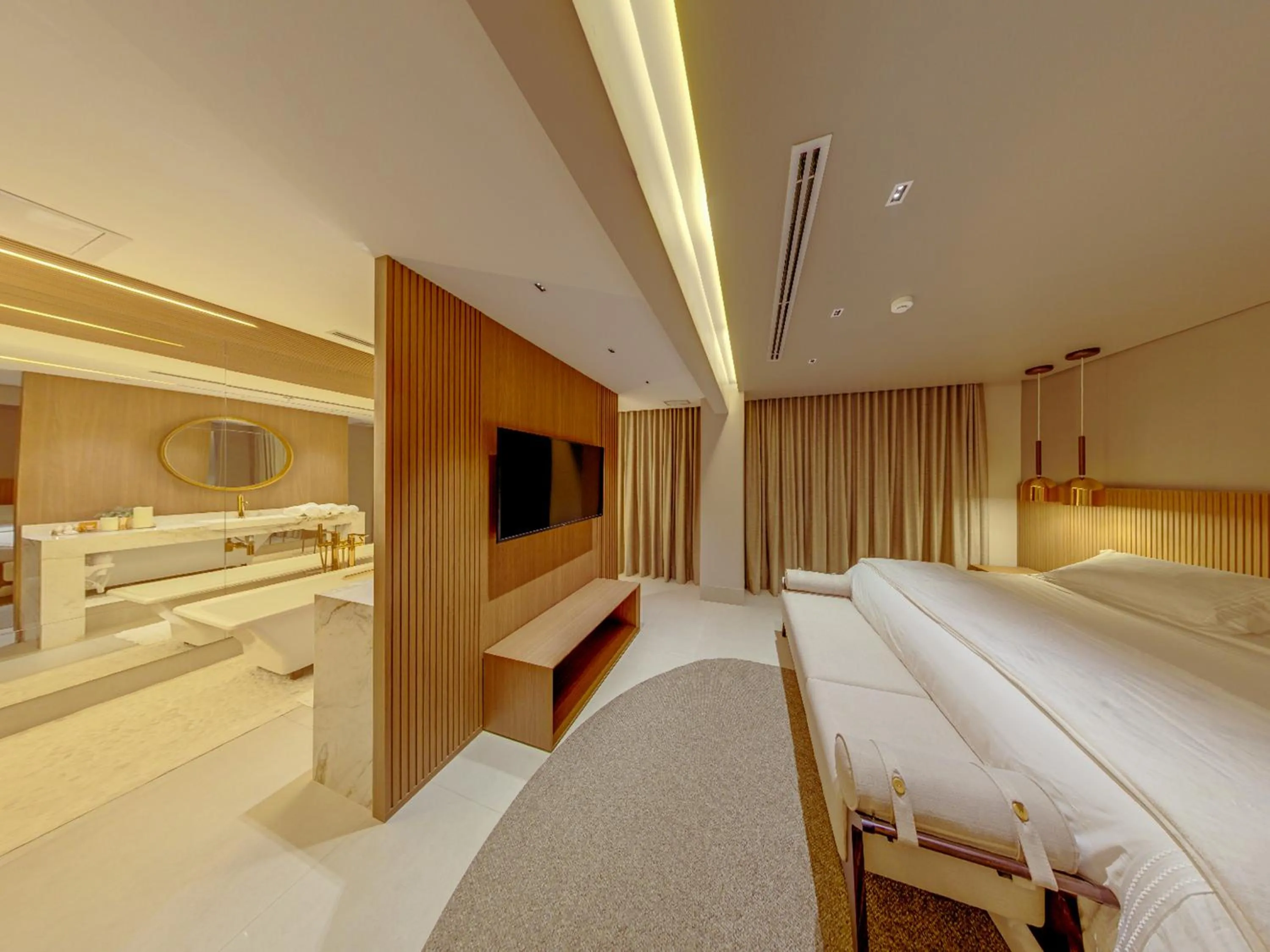 Communal lounge/ TV room, Bed in Amazon Taiamã Hotel