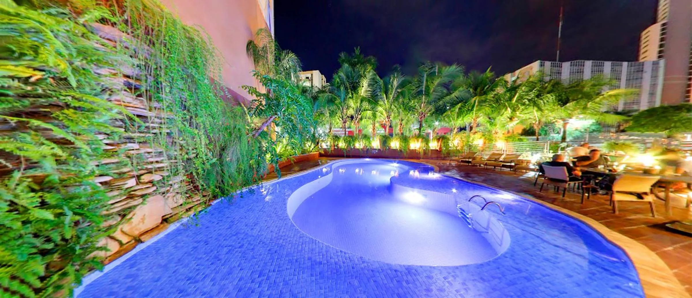 Night in Amazon Taiamã Hotel