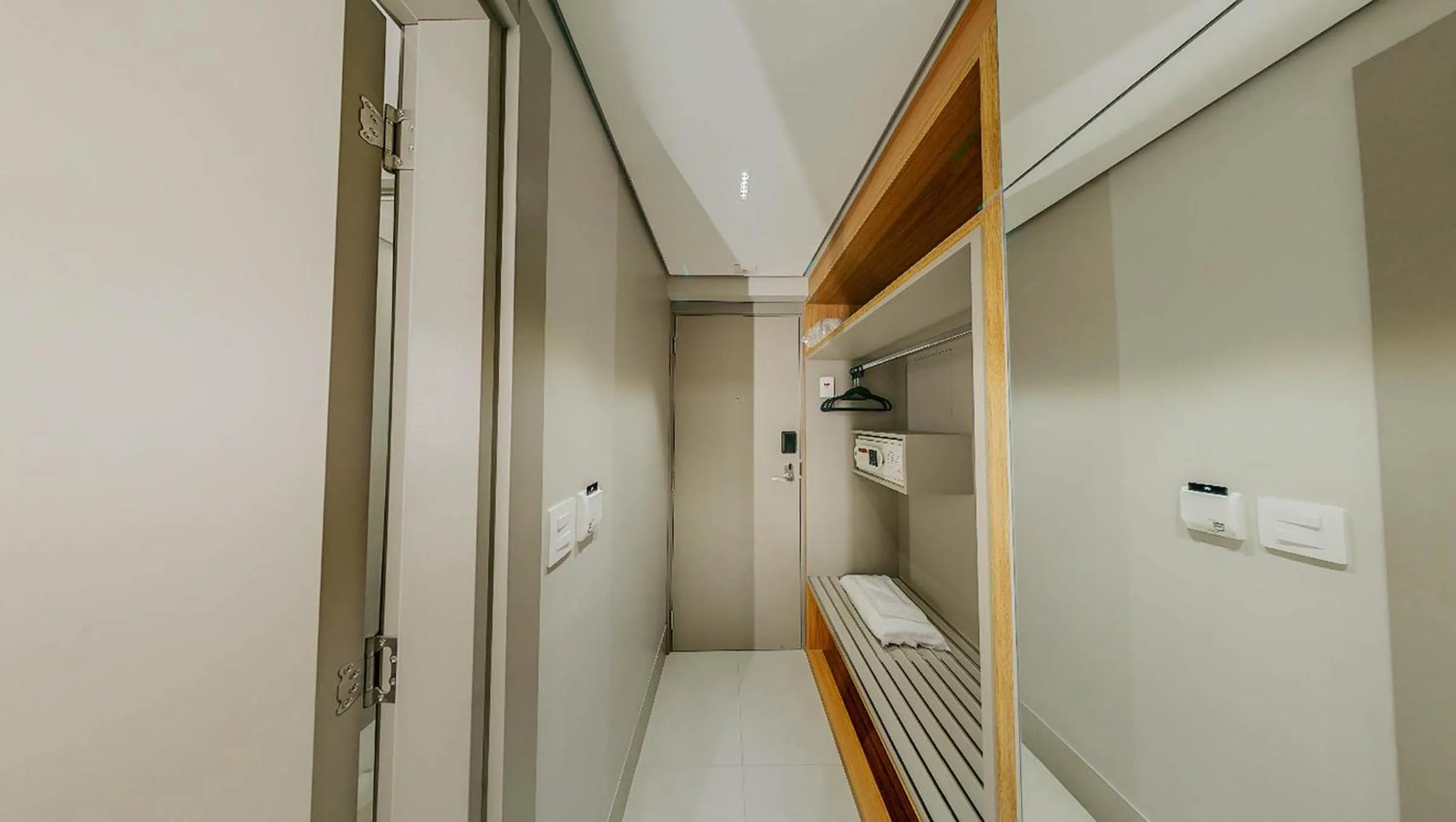 Shower in Amazon Taiamã Hotel