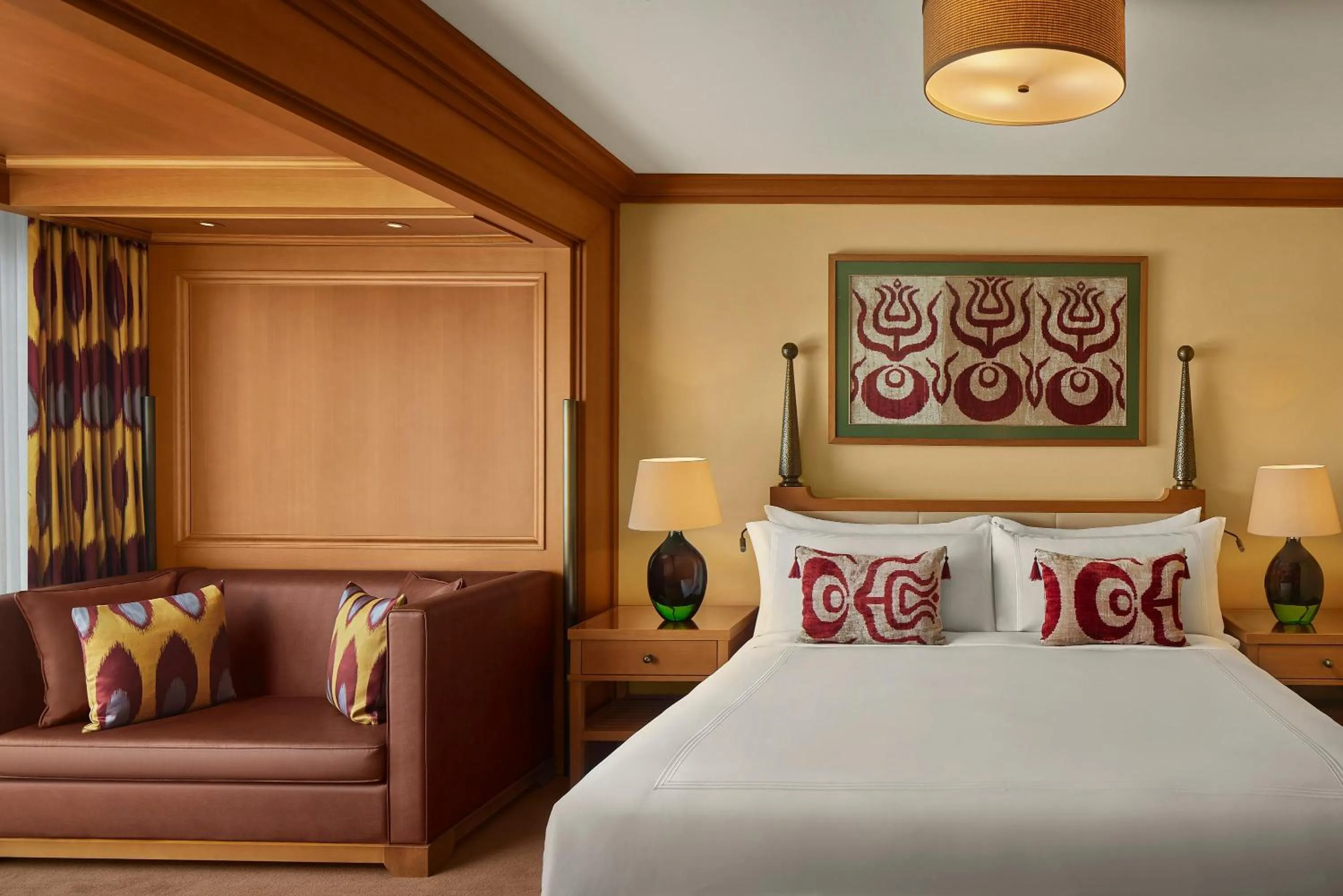 Photo of the whole room, Bed in Divan Istanbul