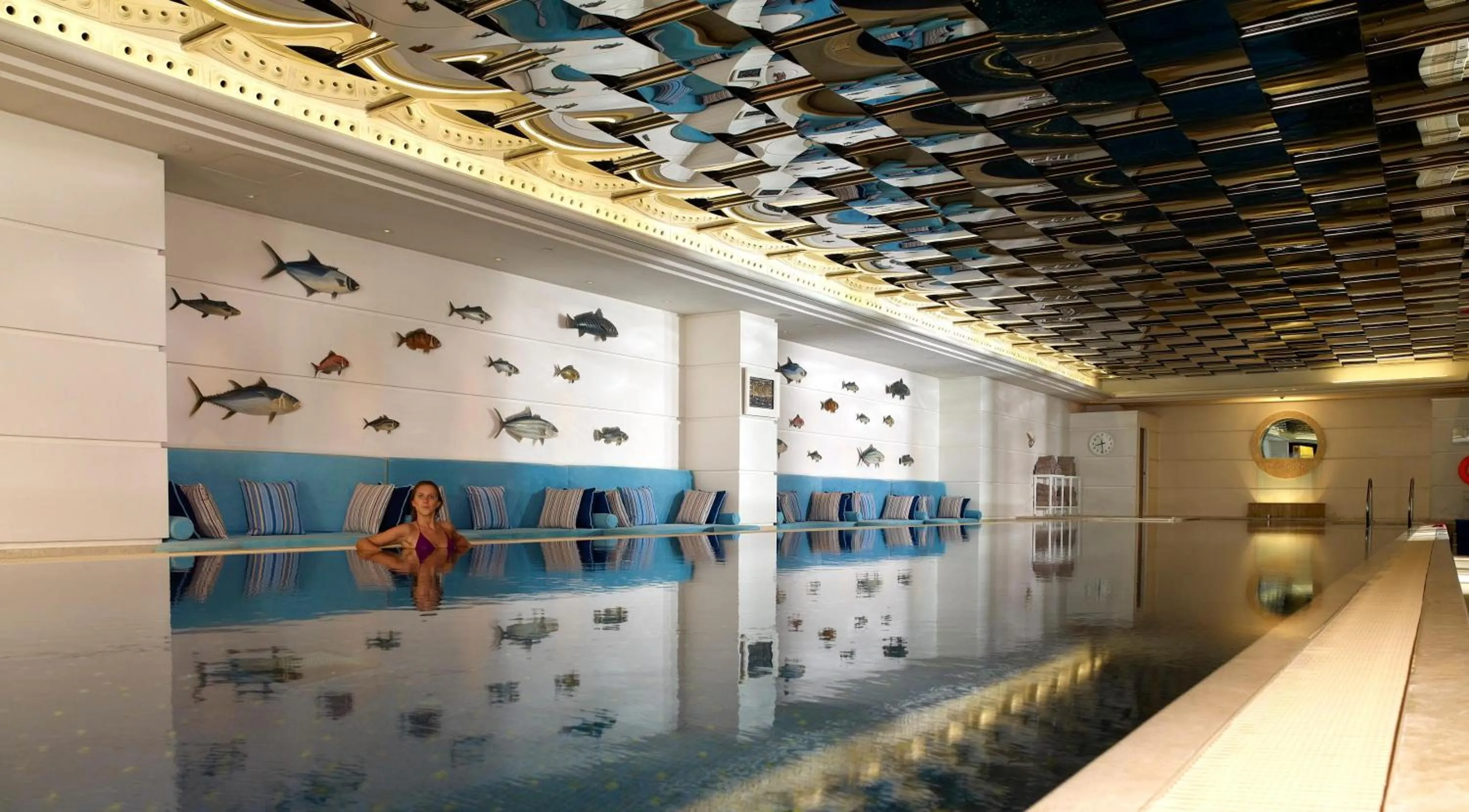 Swimming pool in Divan Istanbul