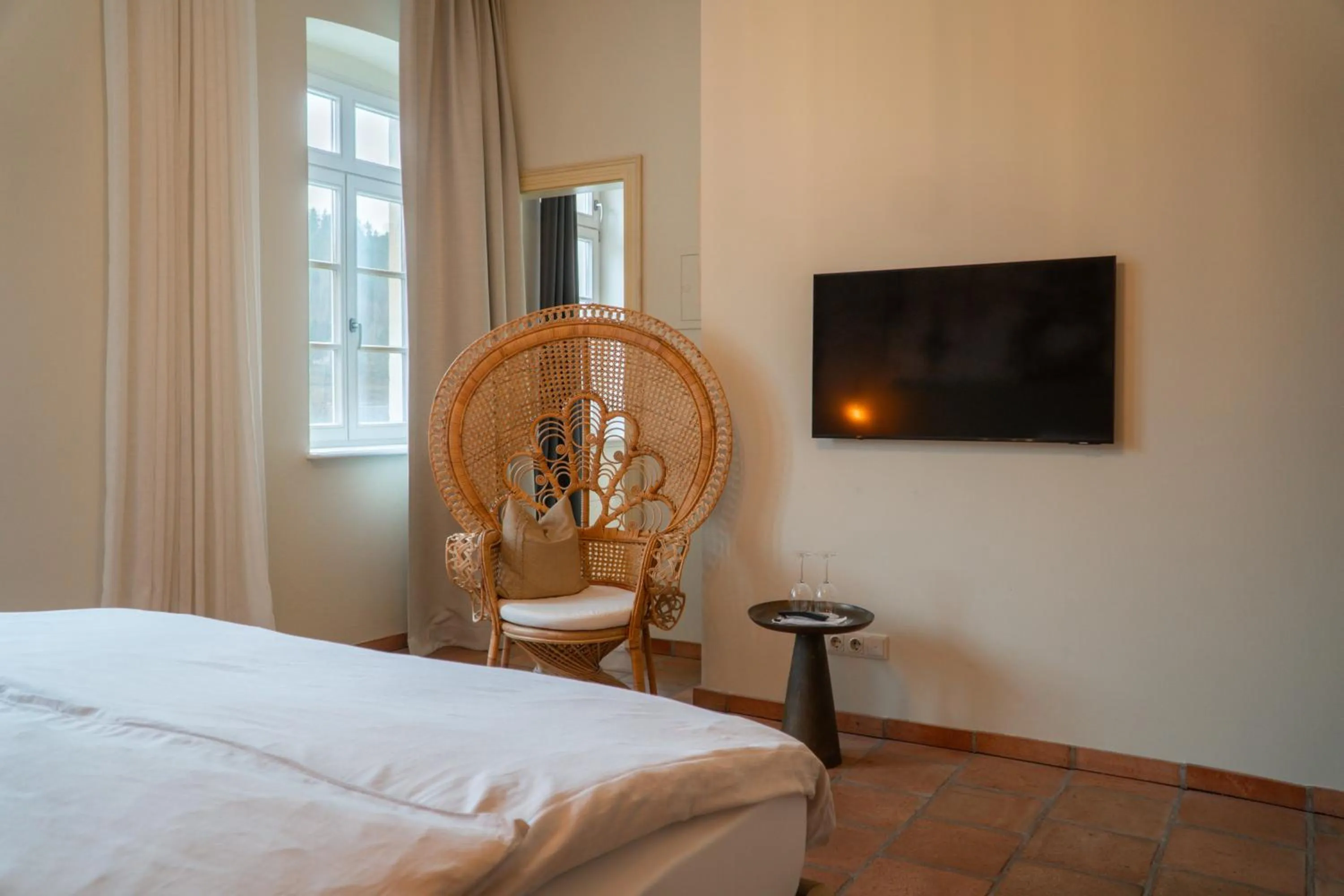Decorative detail, Bed in Albergo-Toscana