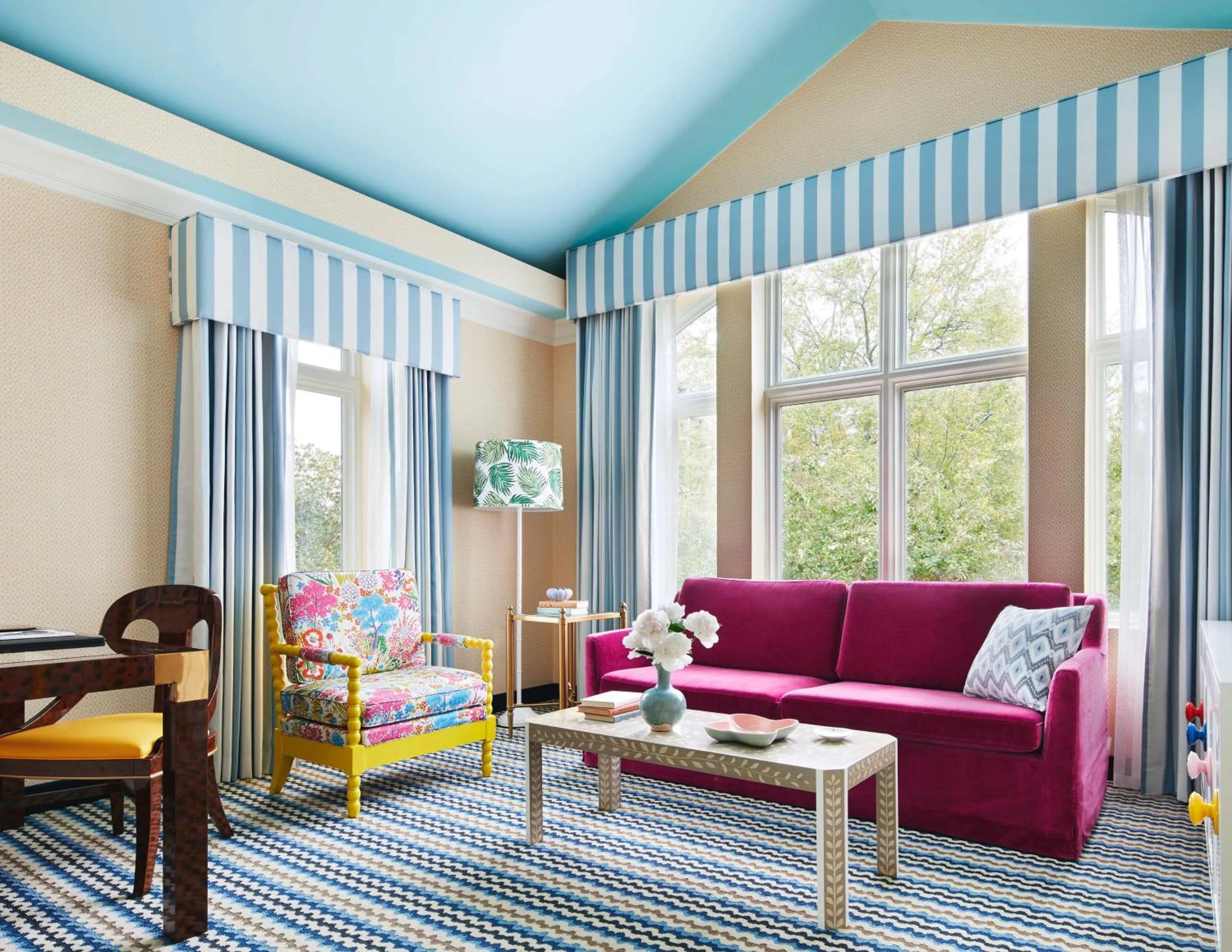 Living room in Graduate by Hilton Columbia SC