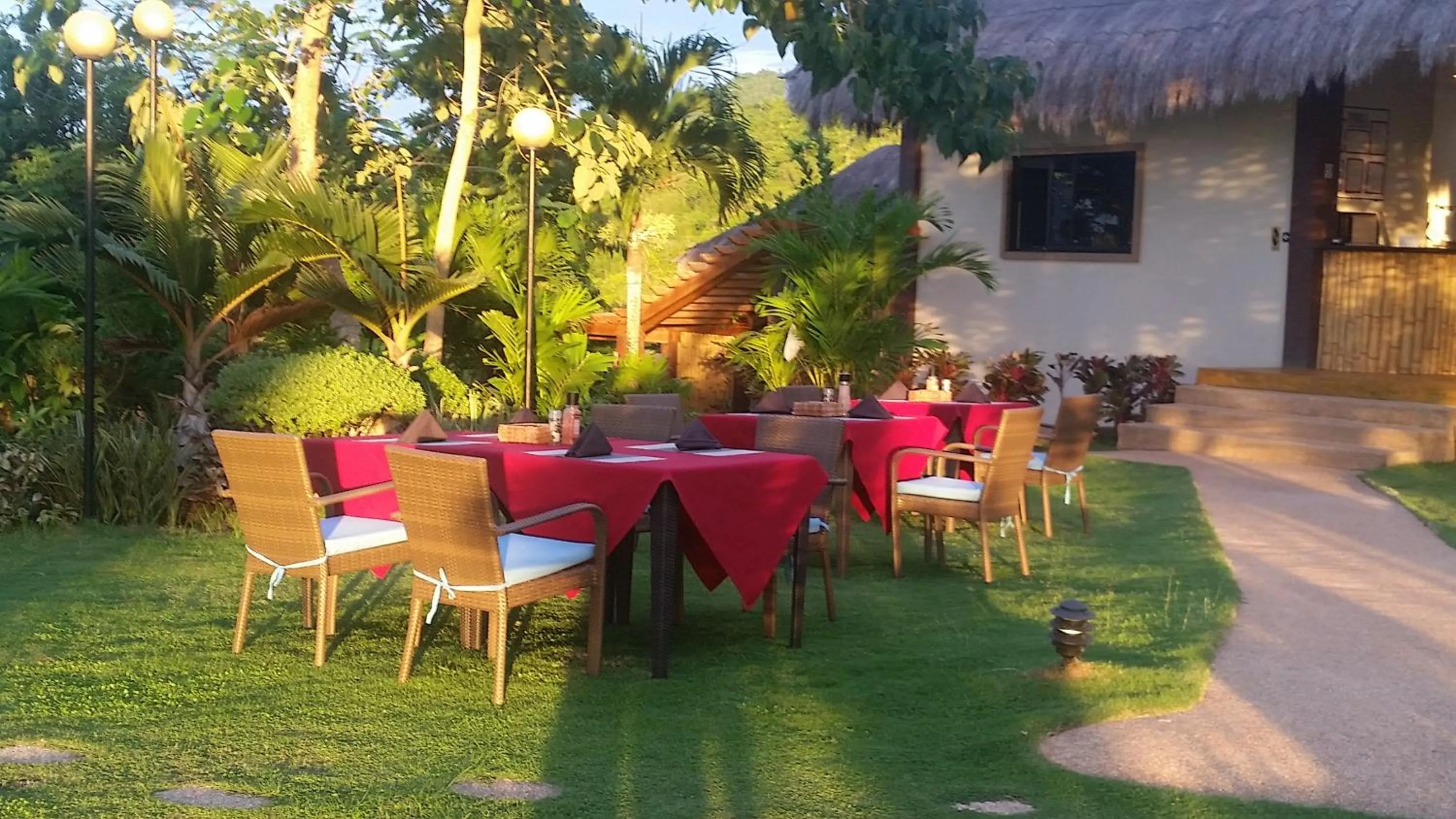 Restaurant/places to eat in Infinity Heights Resort