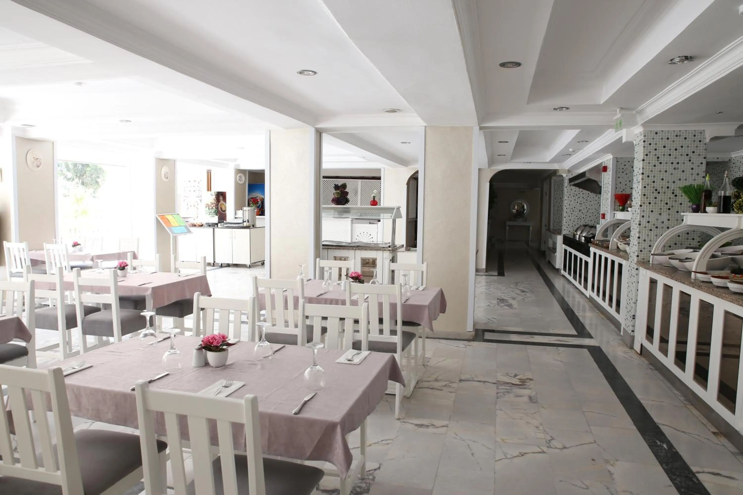 Restaurant/places to eat in Halıcı Hotel Marmaris