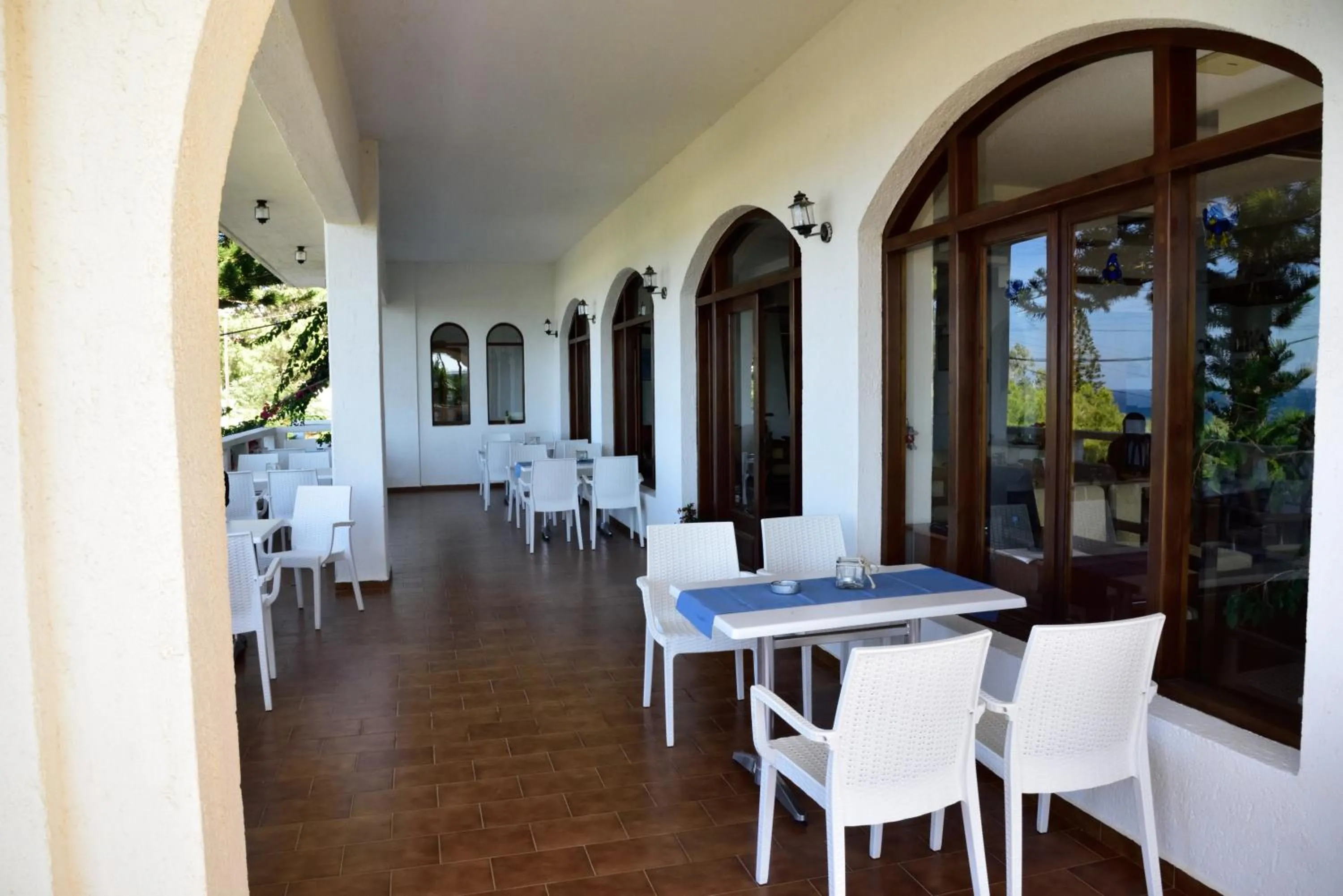 Restaurant/places to eat in Dimitra Hotel