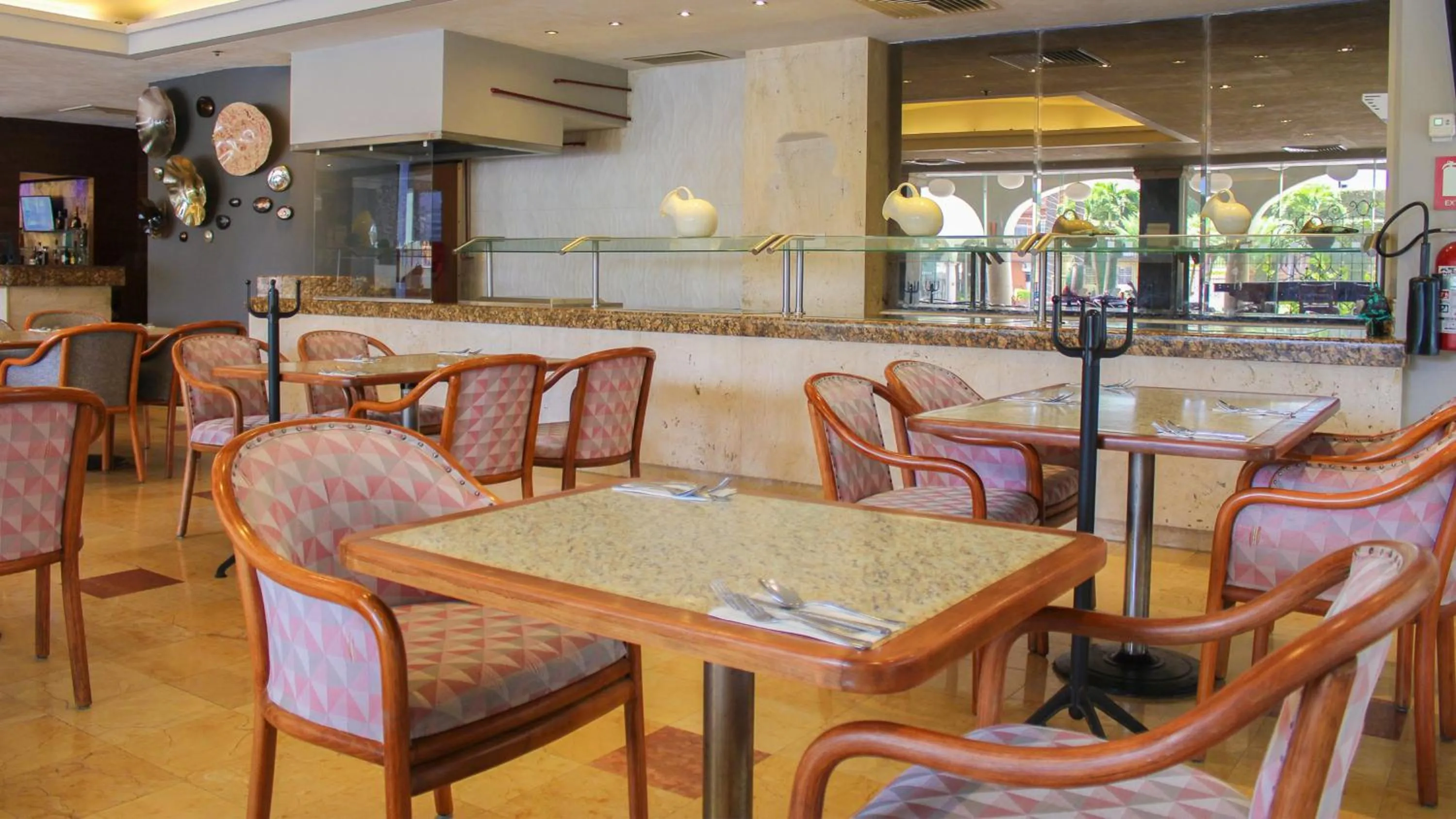 Restaurant/places to eat in Holiday Inn Orizaba by IHG