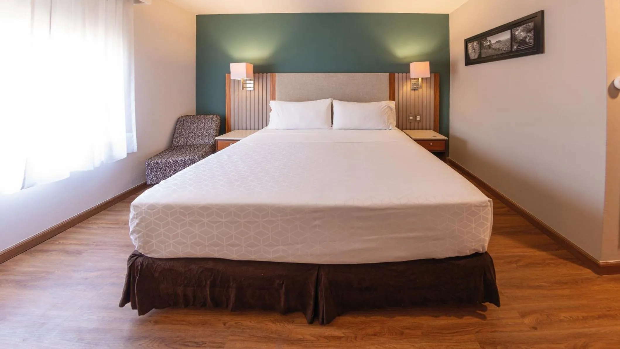 Photo of the whole room, Bed in Holiday Inn Orizaba by IHG