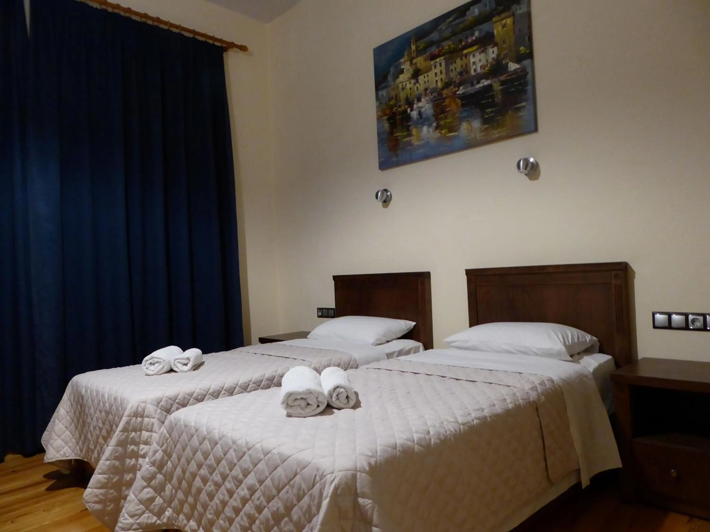 Bed in Sea Front Old Town