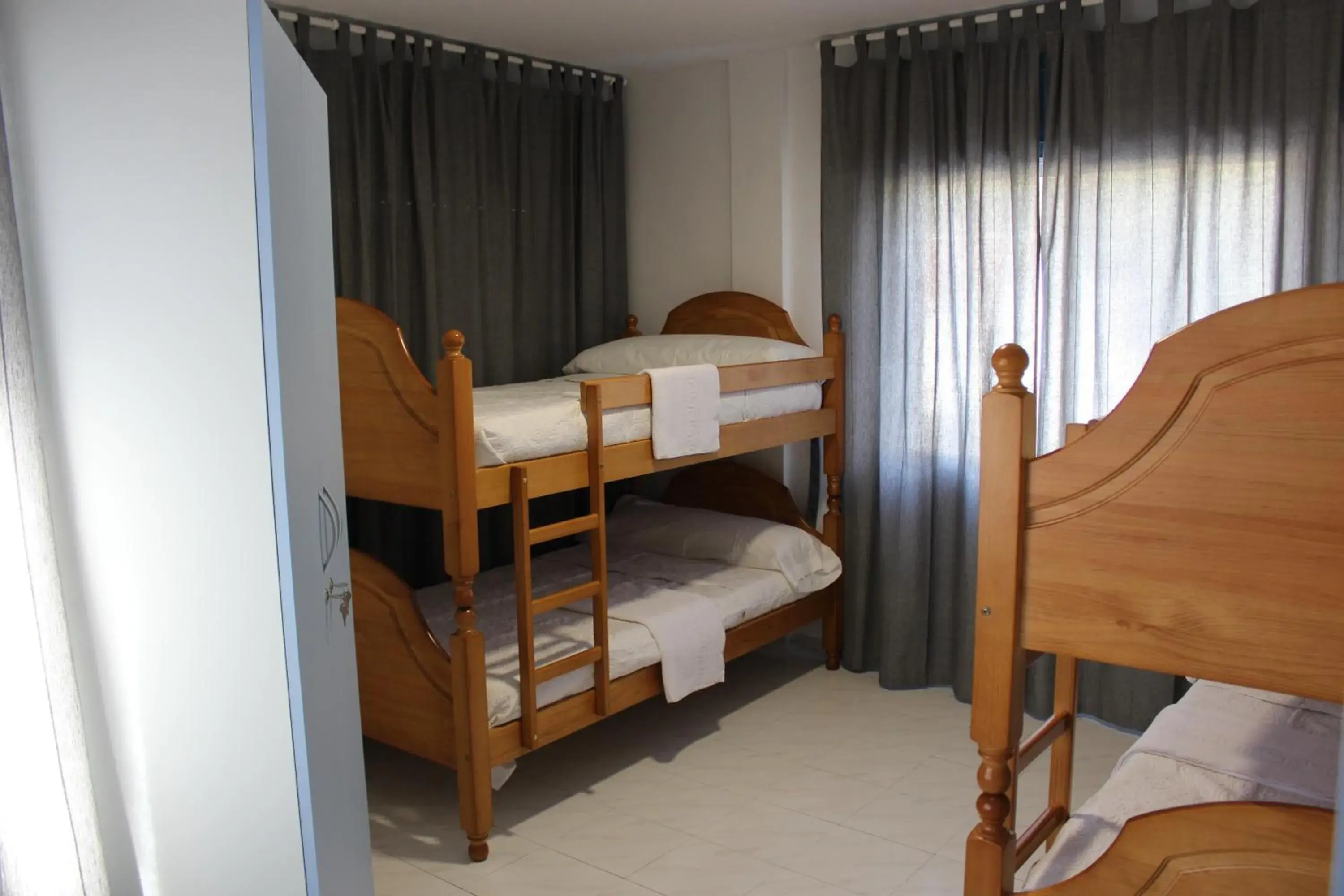 Quadruple Room with Shared Bathroom in A Senda Quadruple Room with Shared Bathroom in A Senda