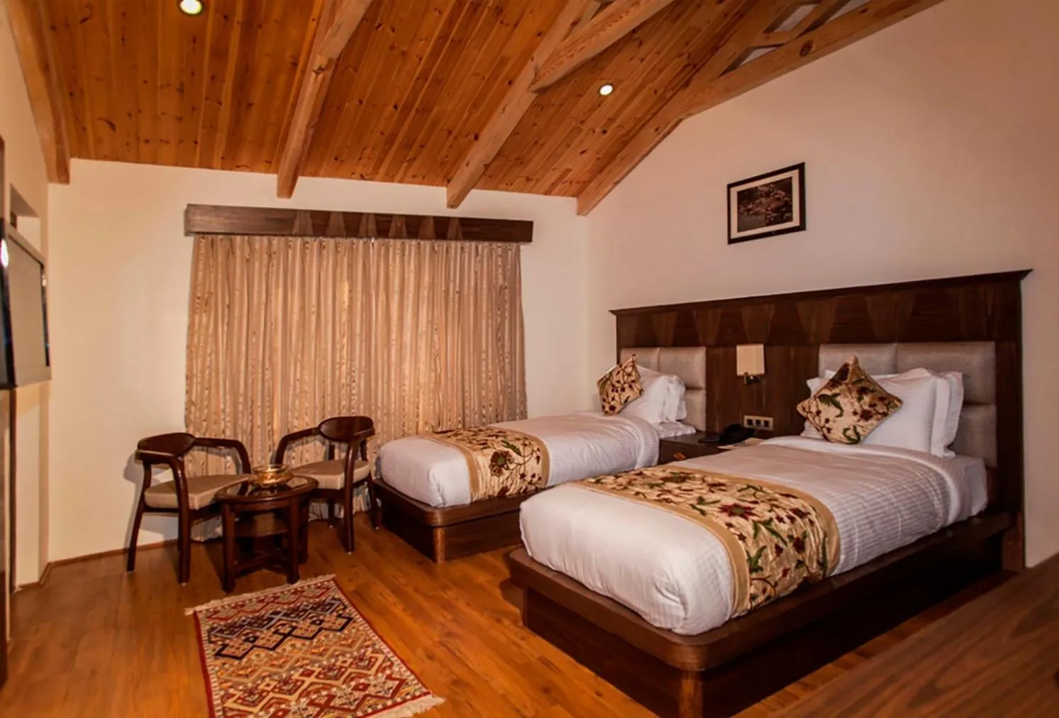 Property building, Bed in Lemon Tree Hotel Srinagar