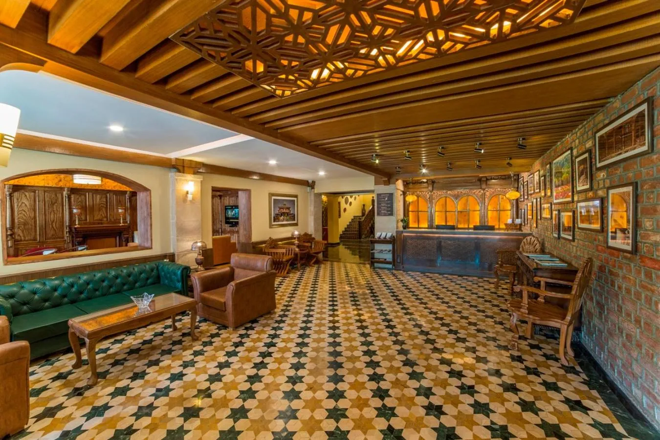 Lobby or reception in Lemon Tree Hotel Srinagar