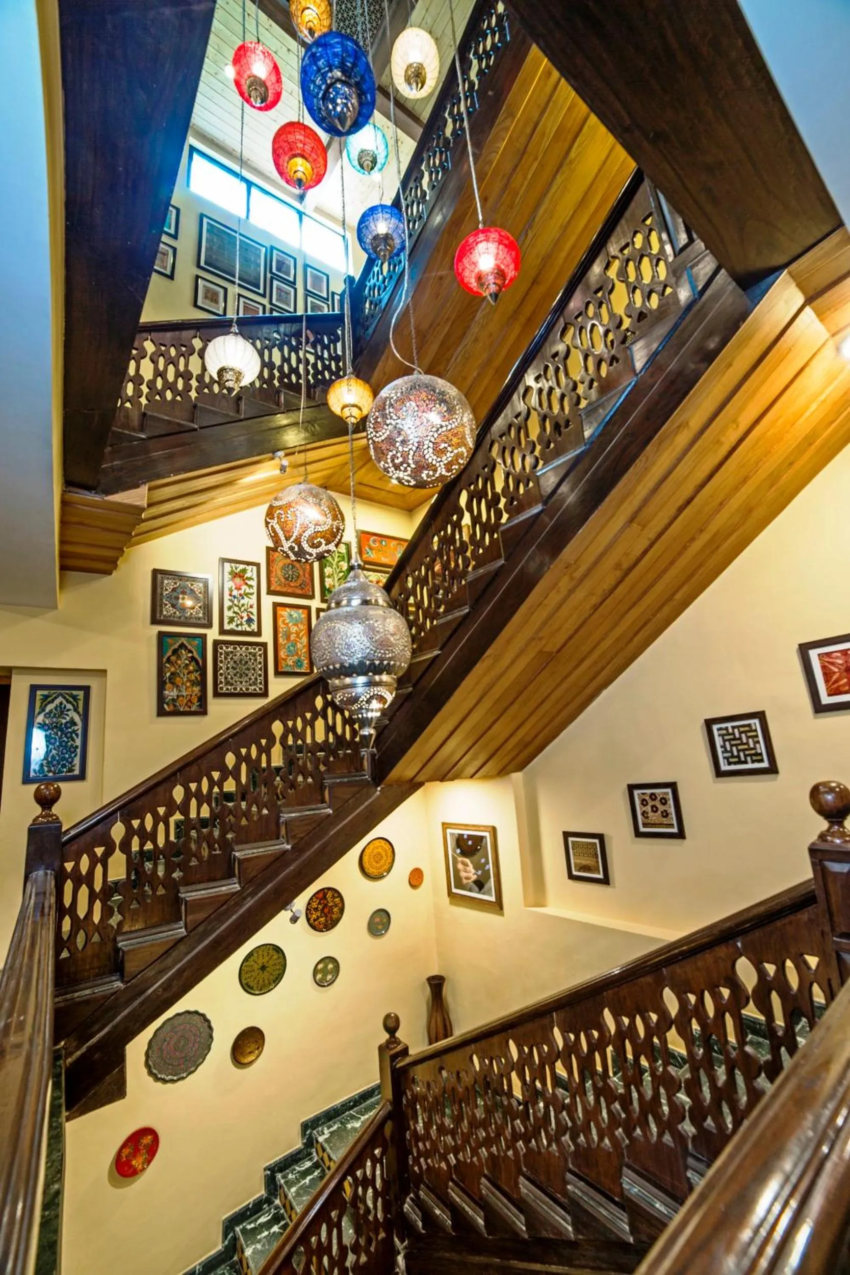 Area and facilities in Lemon Tree Hotel Srinagar