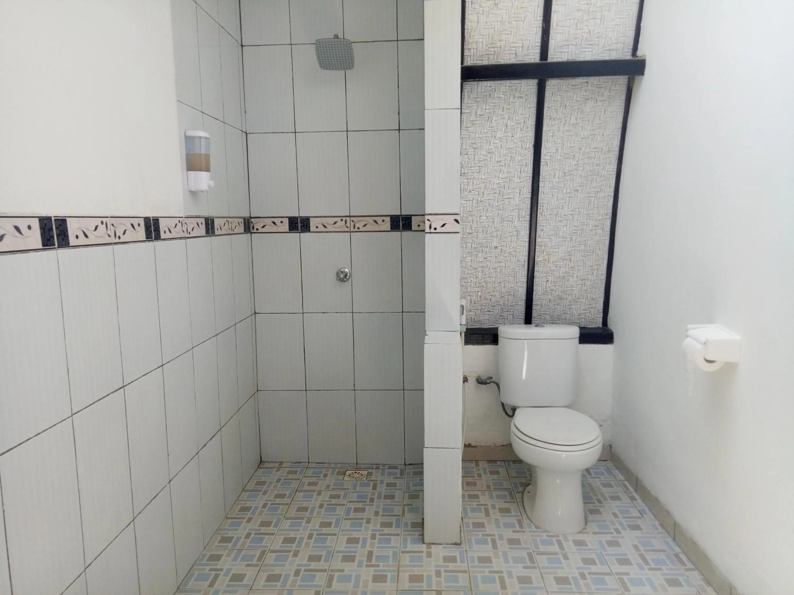 Bathroom in Nusa Indah Bungalows