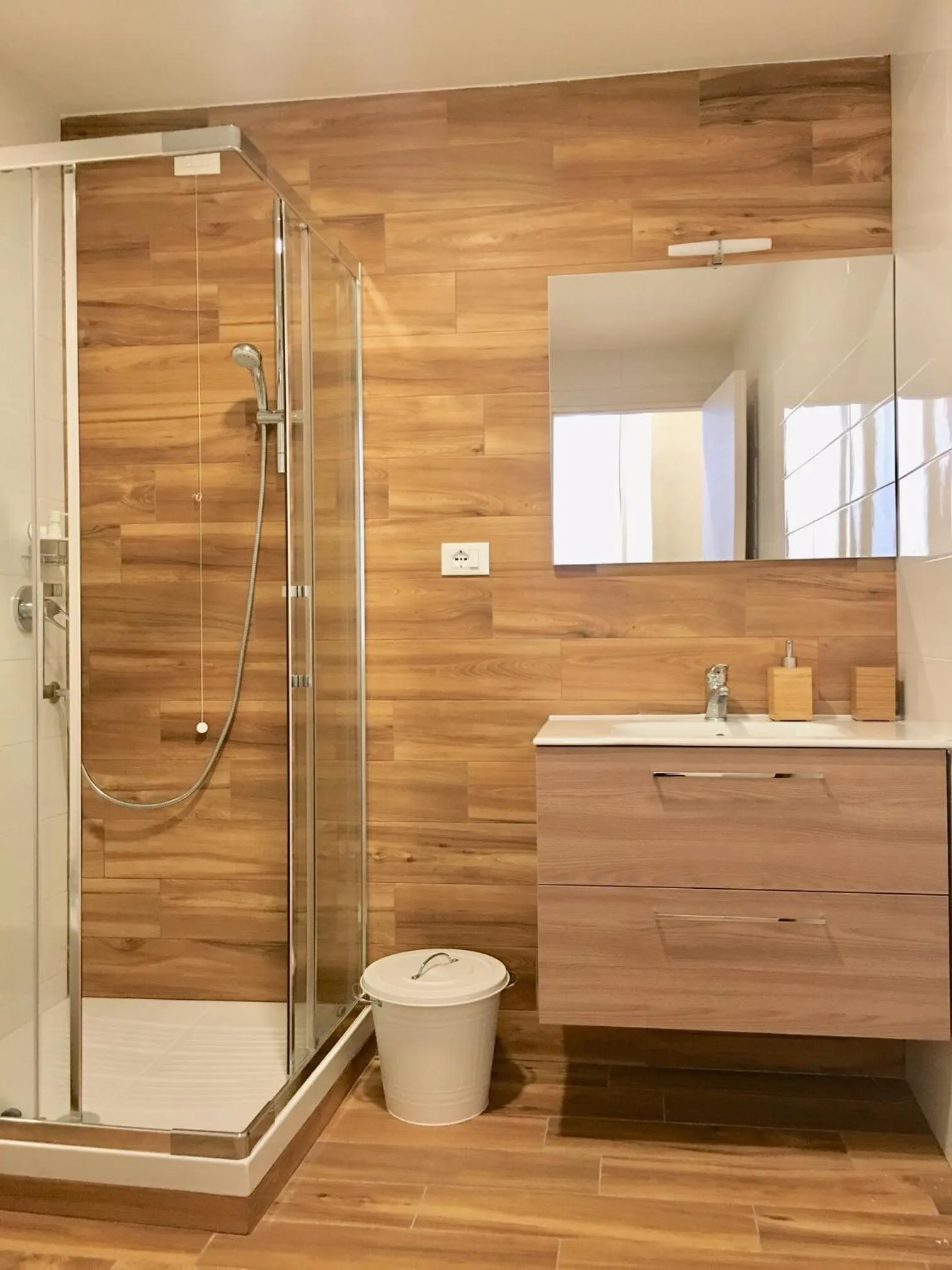 Shower in Cavallotti 21