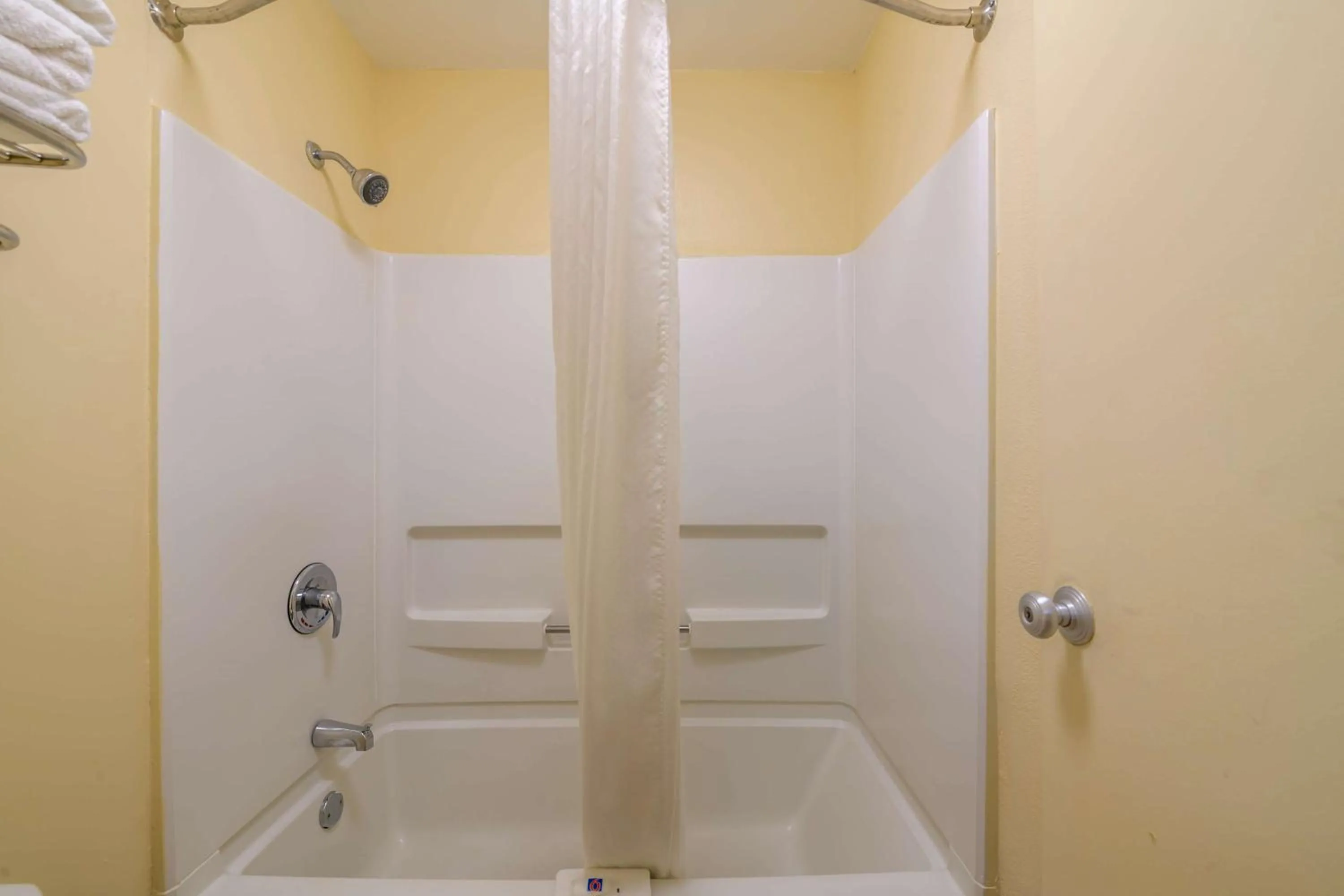 Bathroom in Super 8 by Wyndham Forsyth