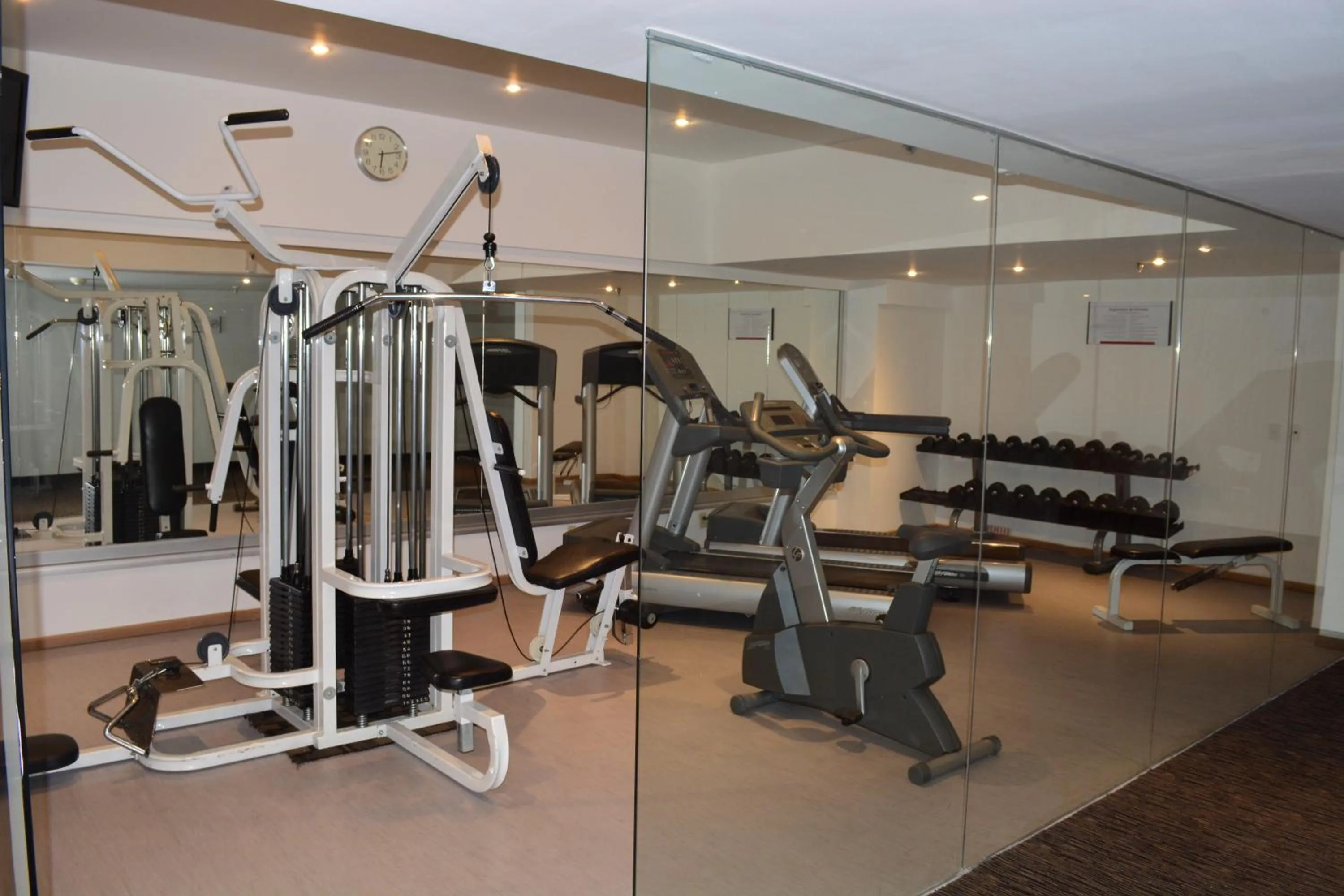Fitness centre/facilities in Fiesta Inn Tlalnepantla