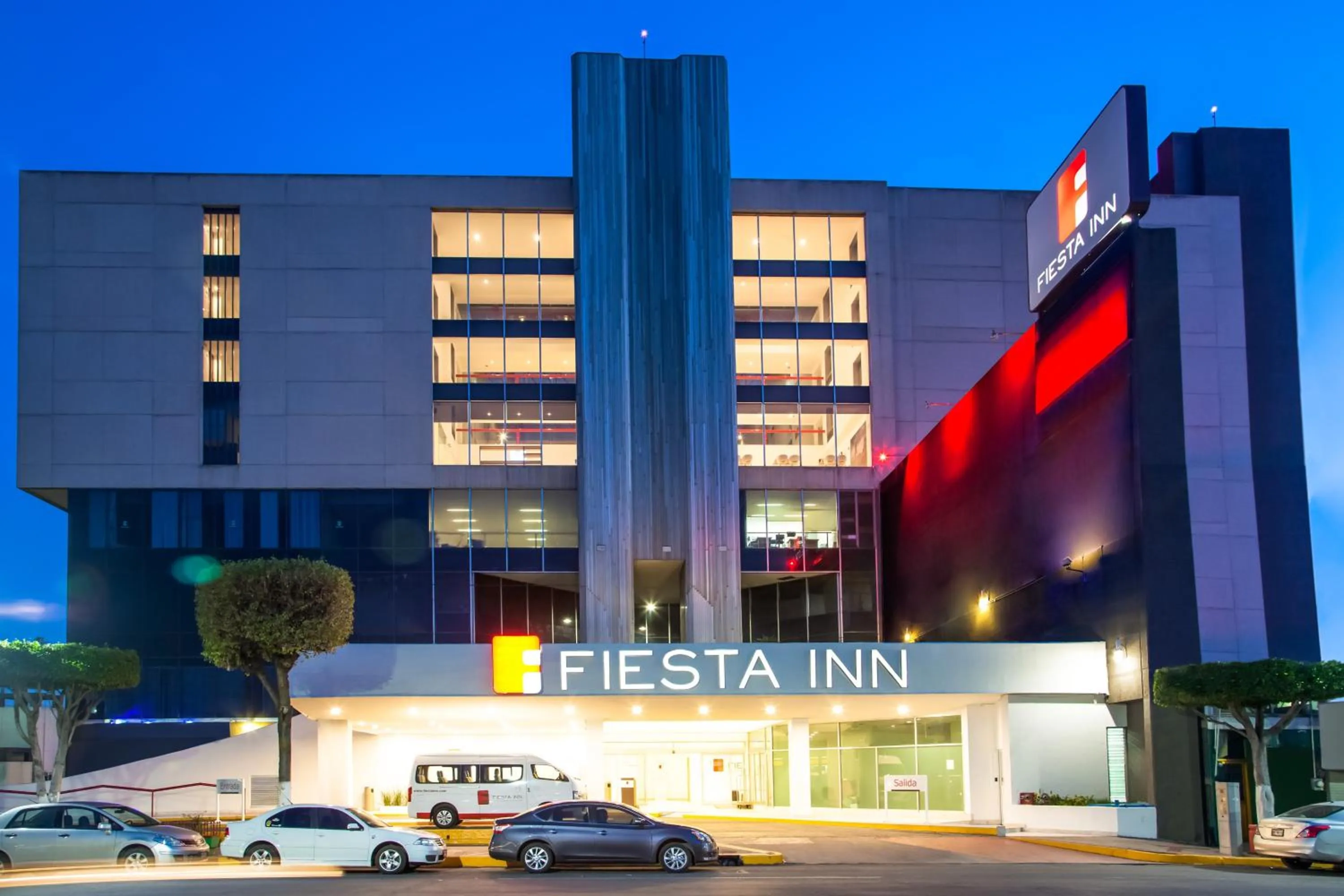 Property building in Fiesta Inn Tlalnepantla