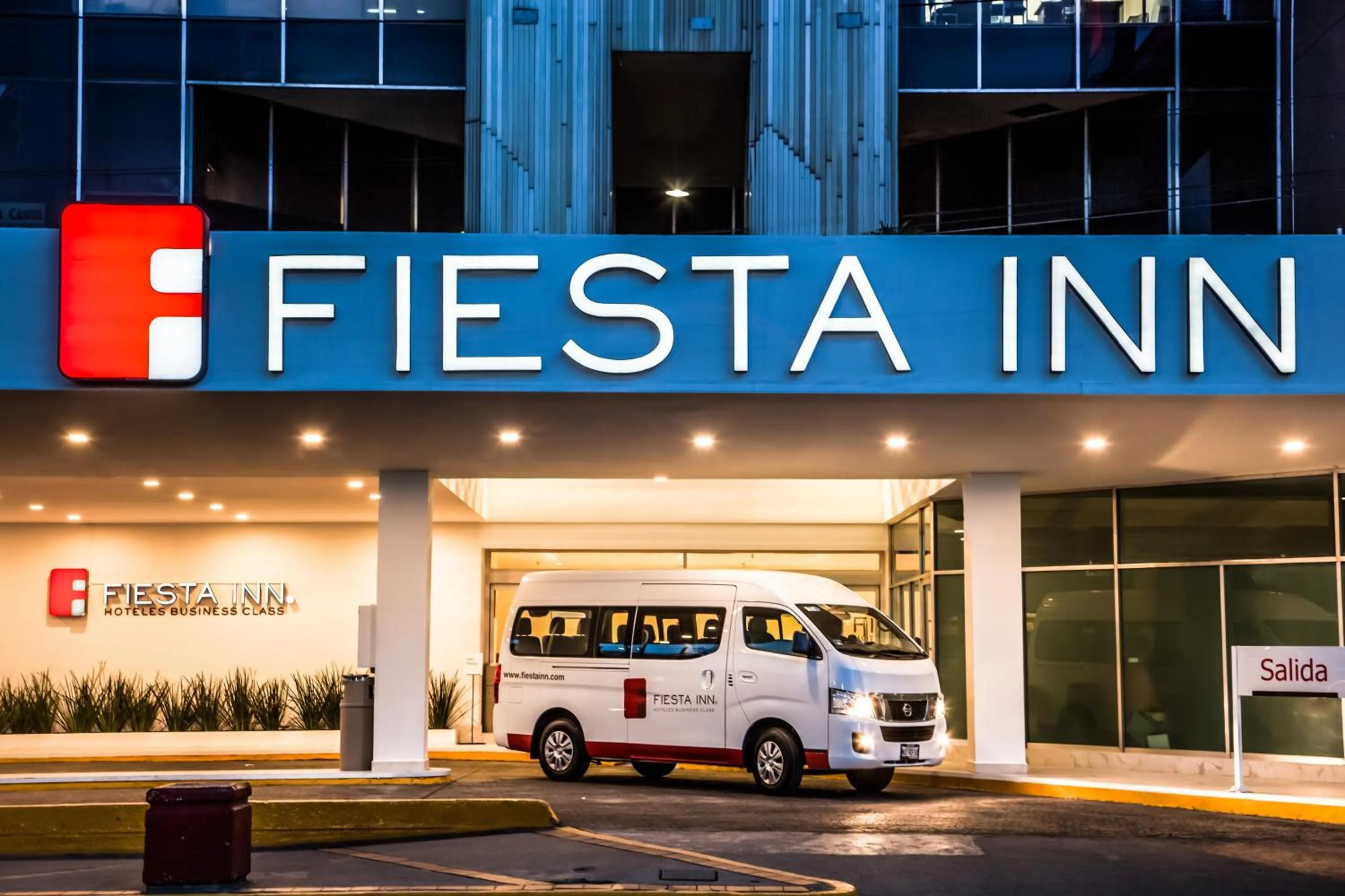 Property building in Fiesta Inn Tlalnepantla