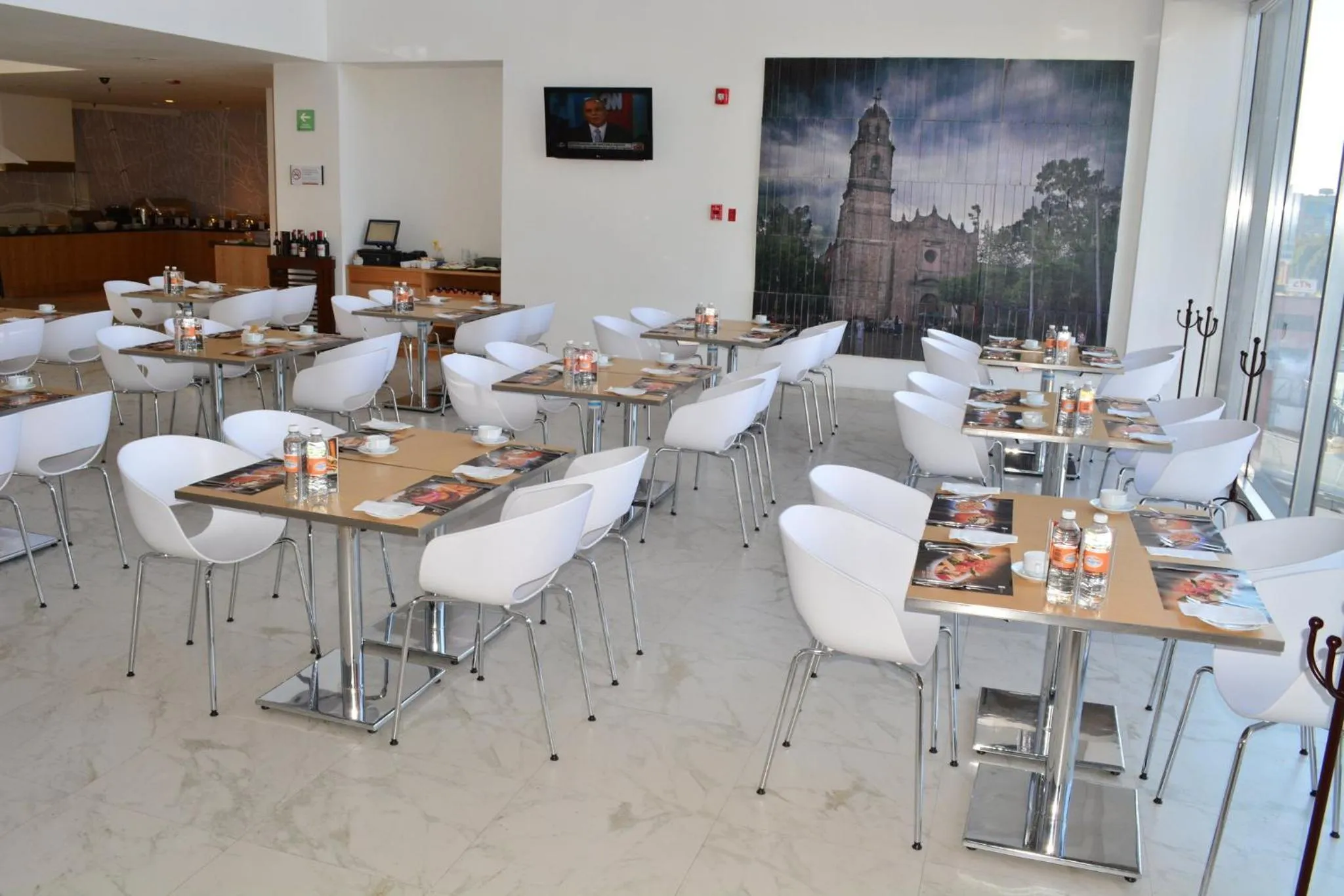 Restaurant/places to eat in Fiesta Inn Tlalnepantla