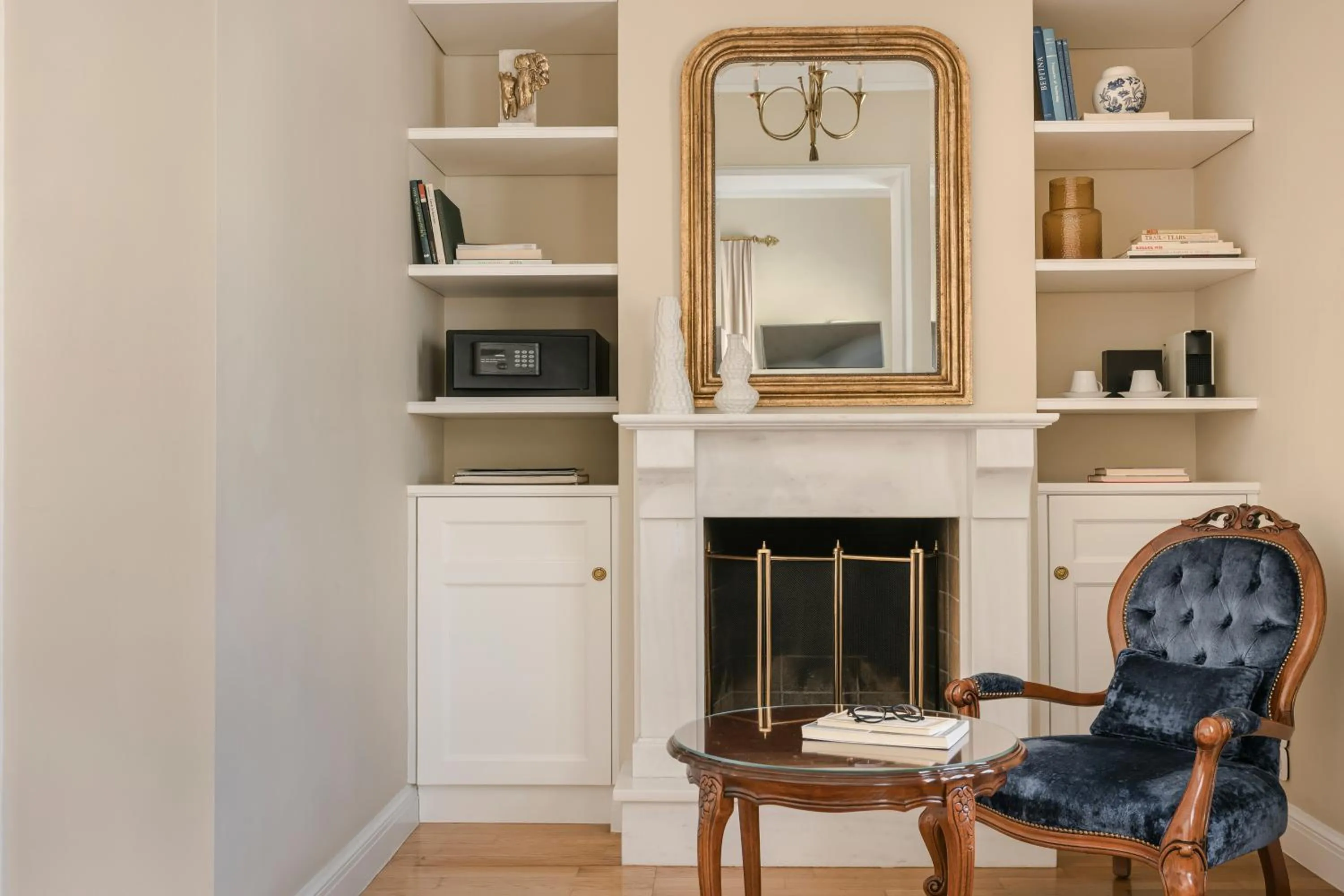 Living room in Noble Suites