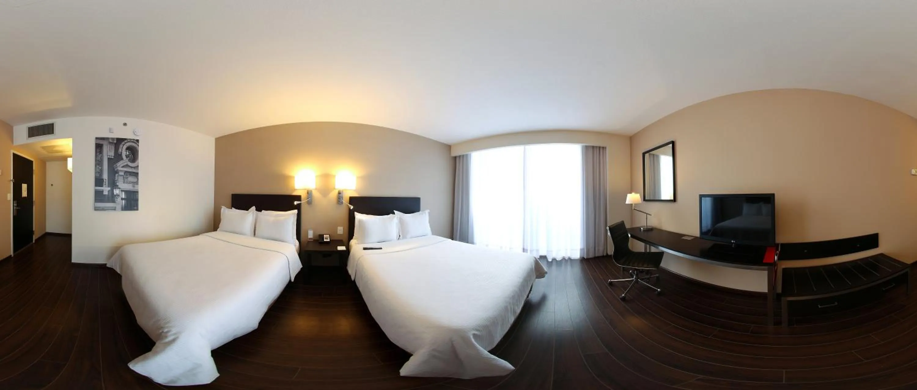 Bedroom, Bed in Fiesta Inn Express Perinorte