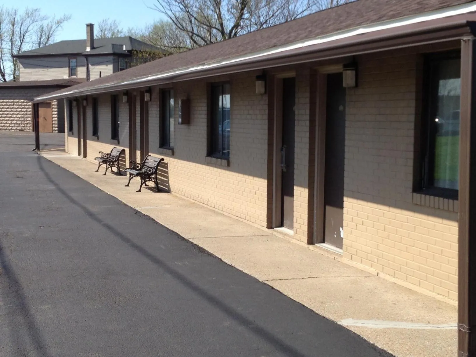 Day in Stadium View Inn