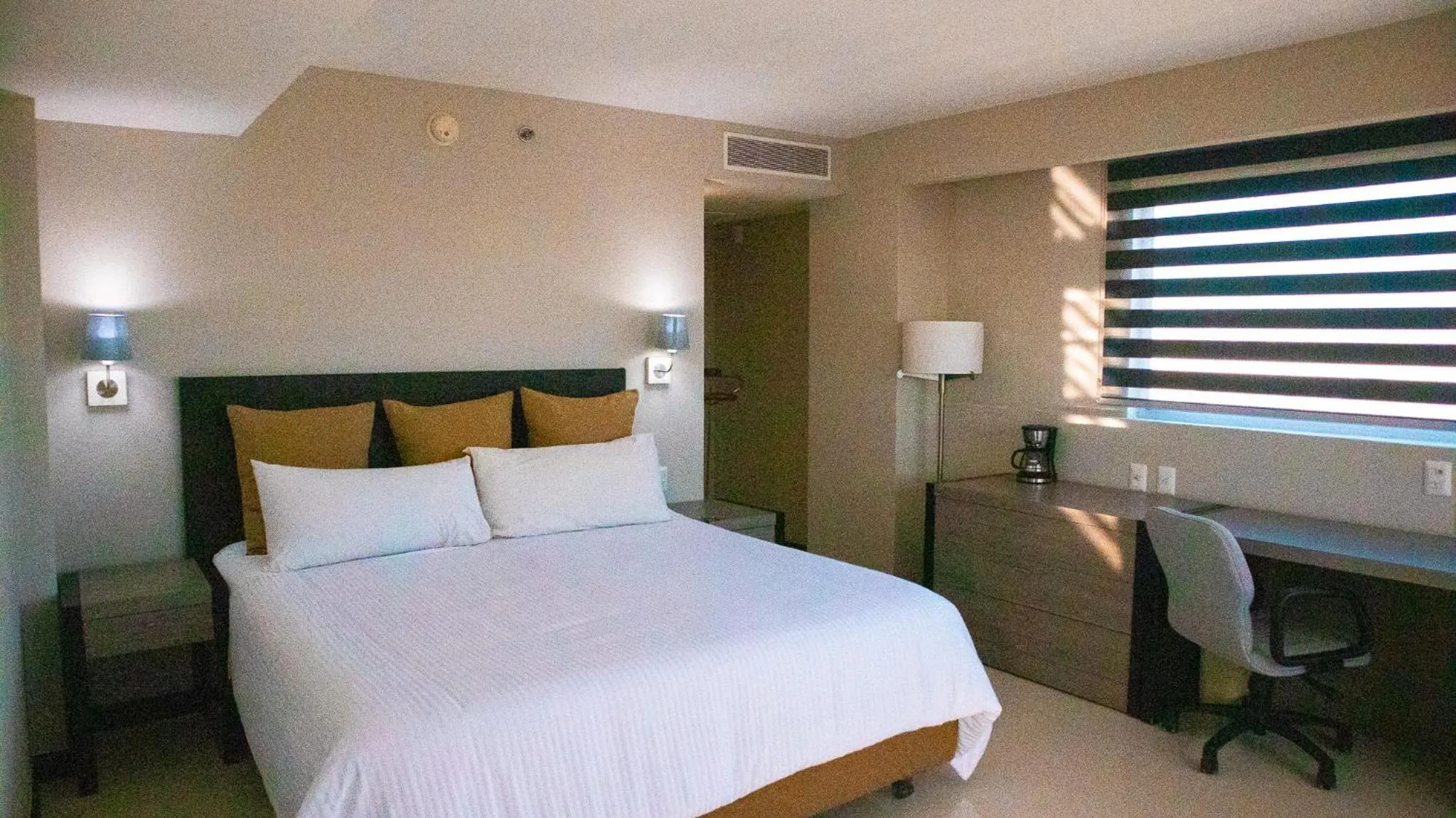 Bedroom, Bed in Altavista Hotel