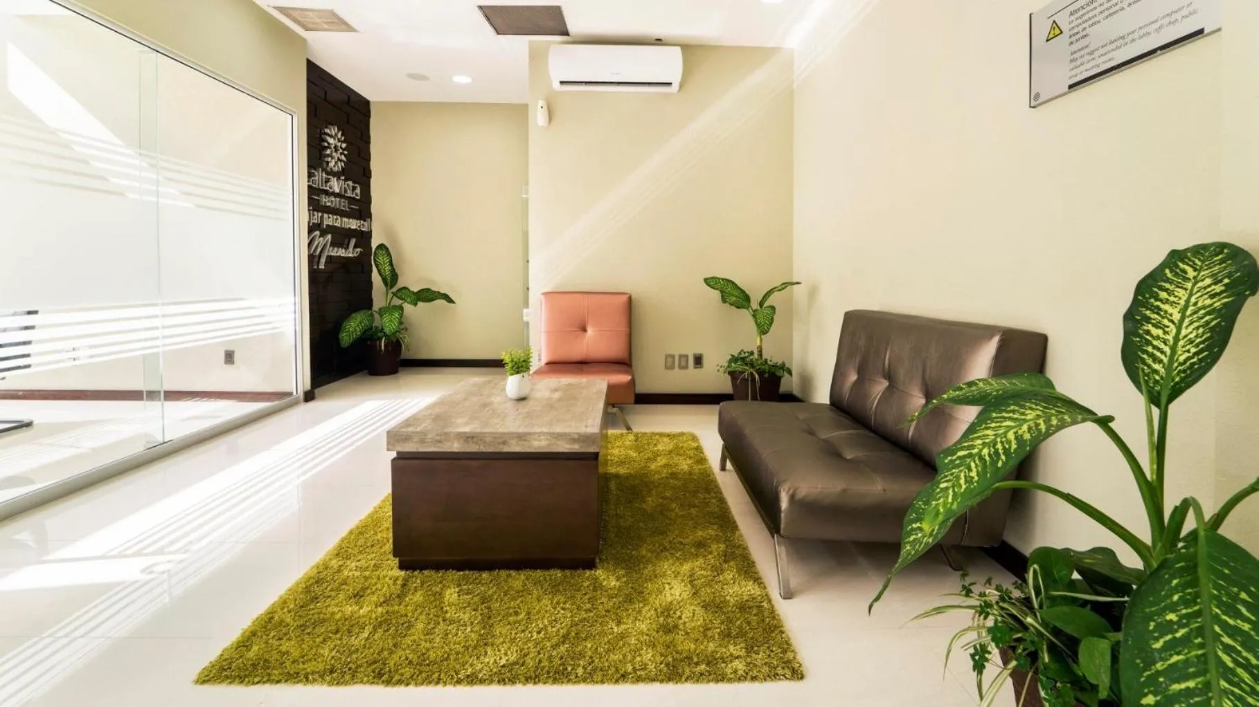 Business facilities in Altavista Hotel