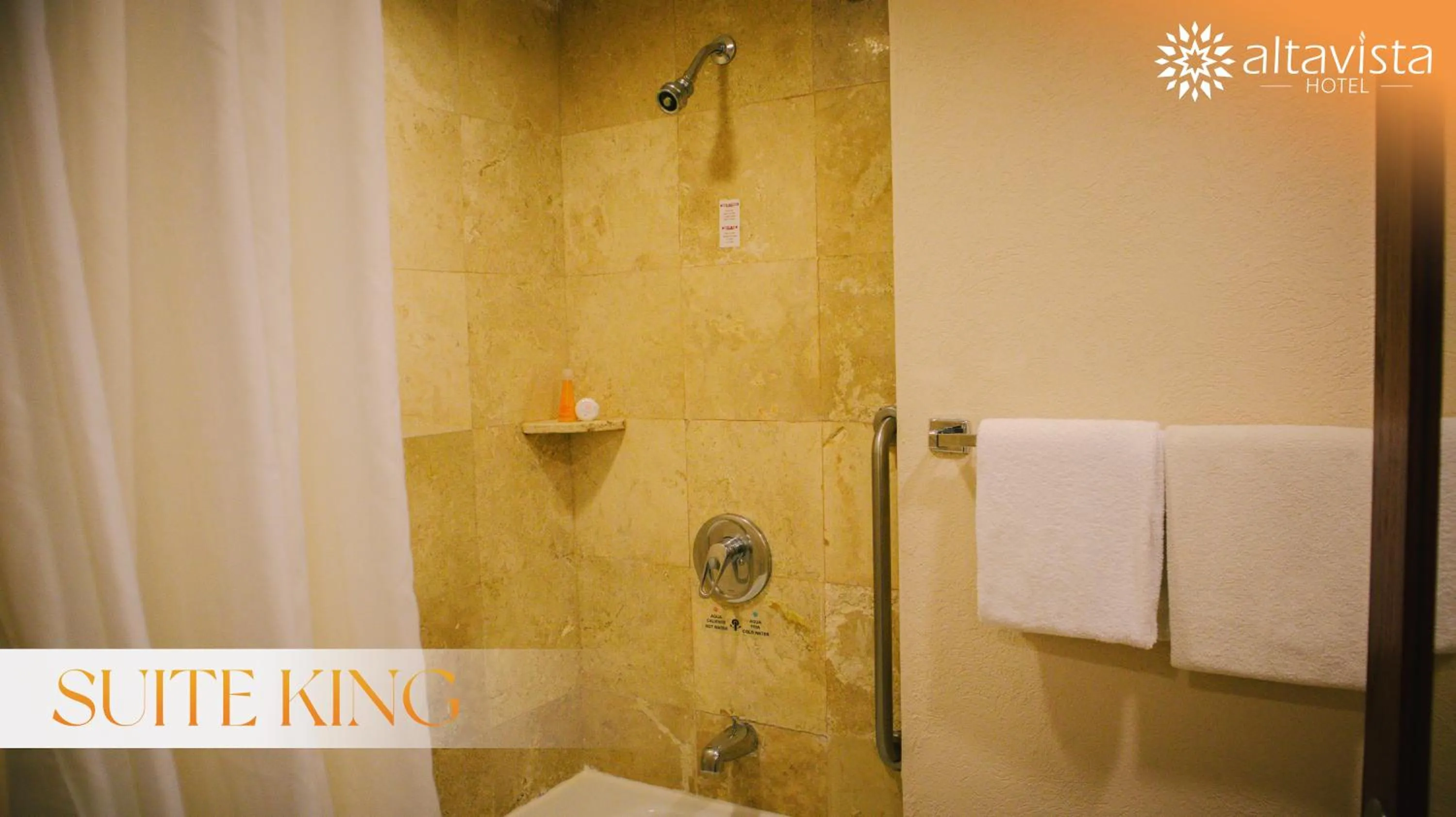 Shower in Altavista Hotel