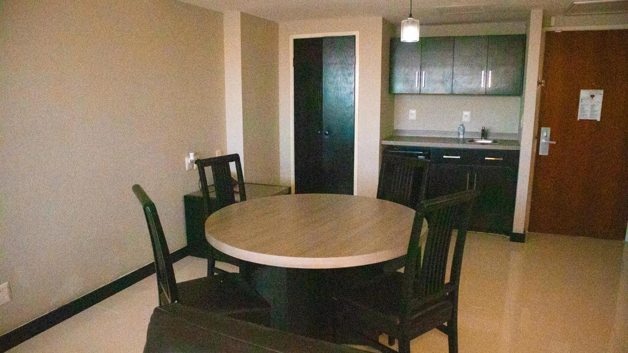 Kitchen or kitchenette in Altavista Hotel