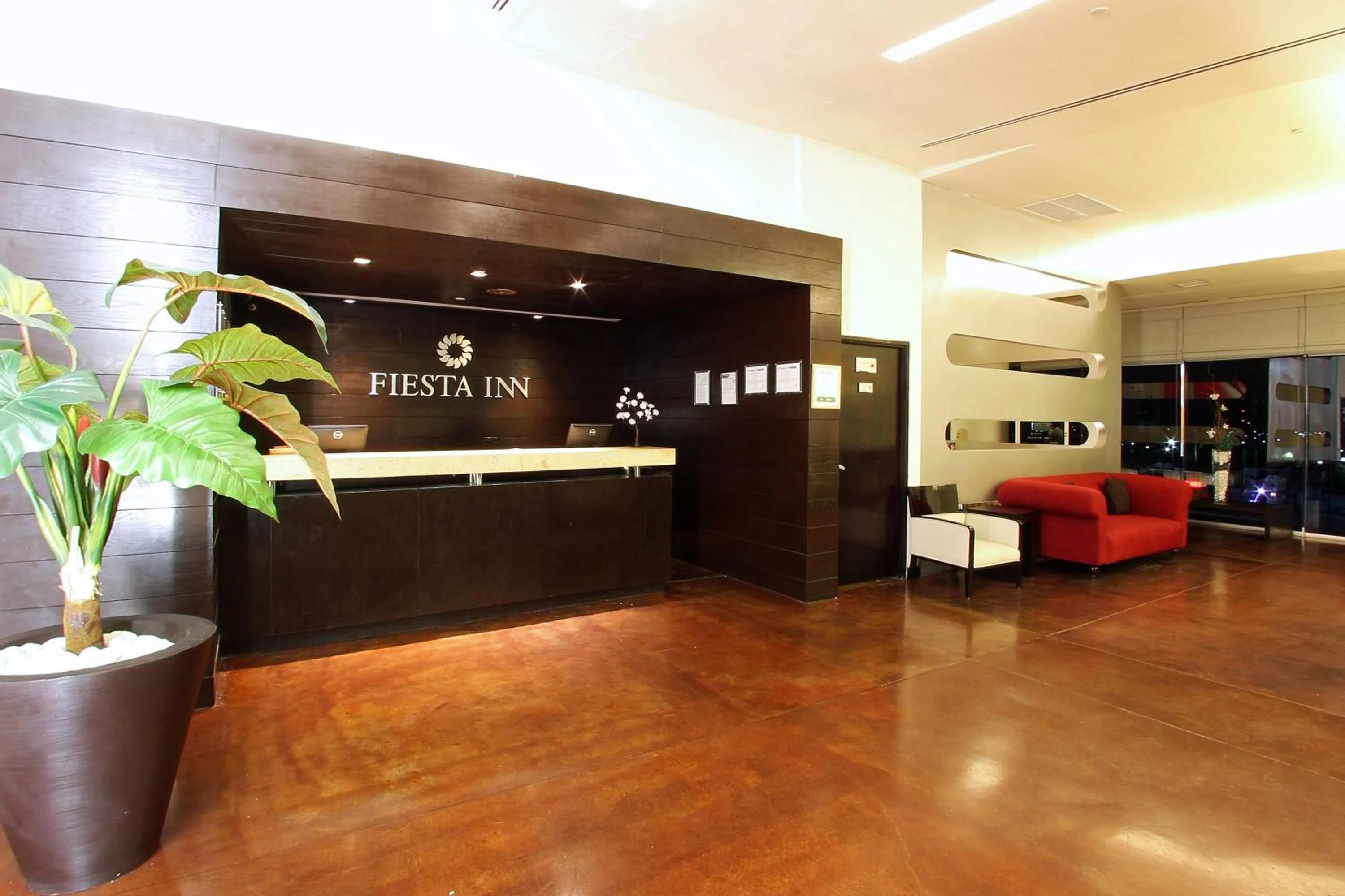 Lobby or reception in Fiesta Inn Express Durango