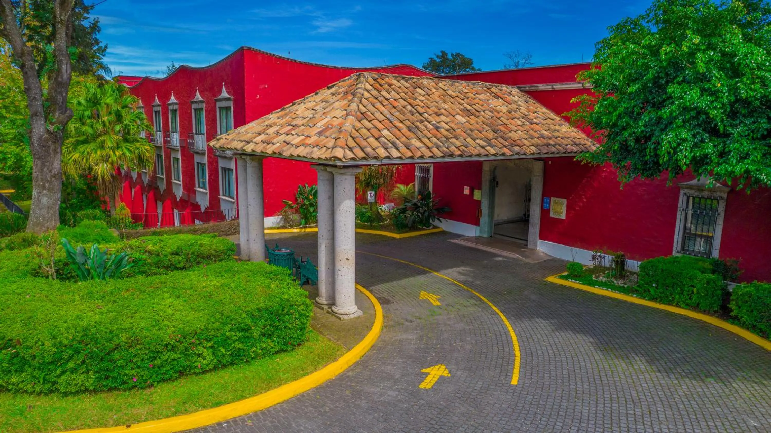 Property building in Fiesta Inn Xalapa