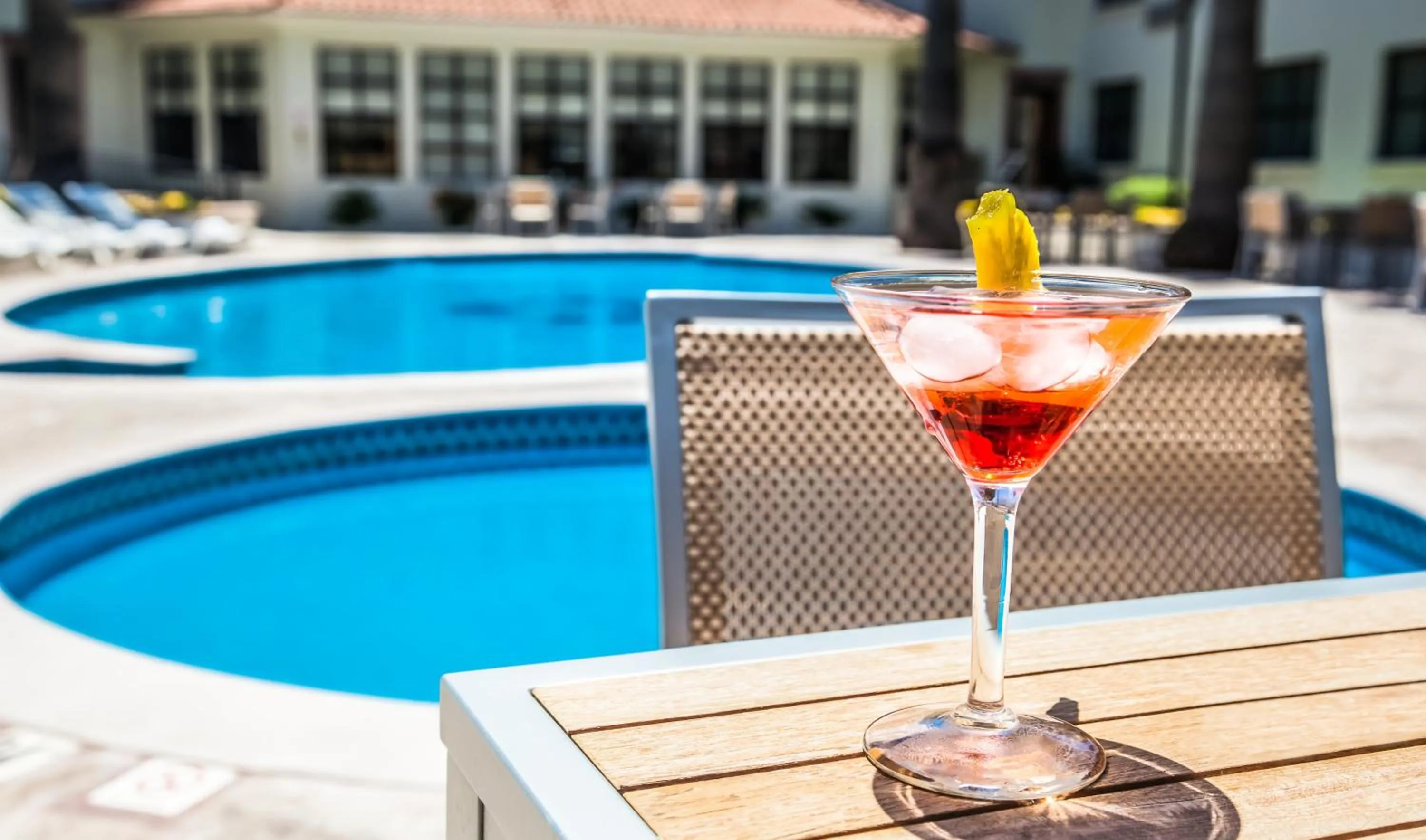 Swimming pool in Fiesta Inn Saltillo