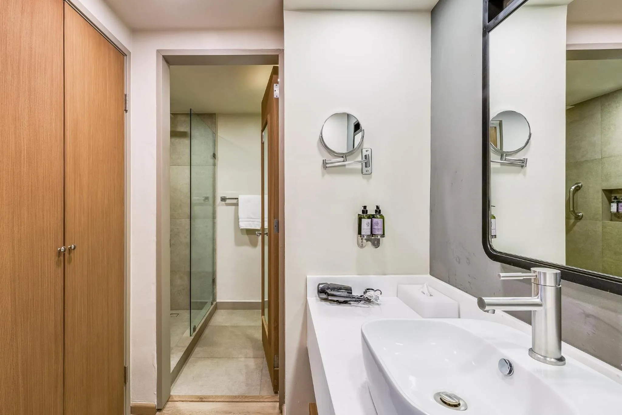 Bedroom in Fiesta Inn Cuernavaca