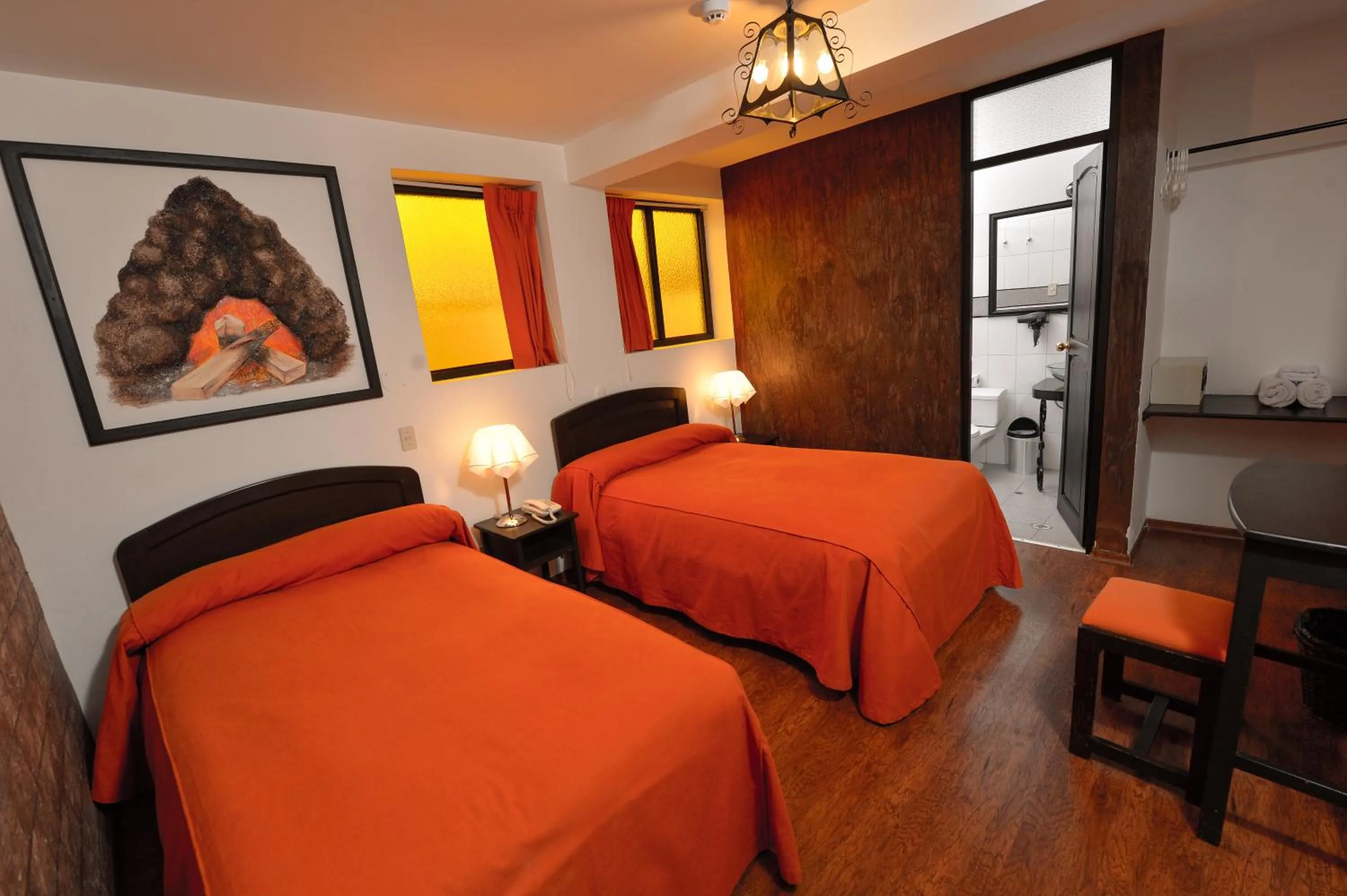 Photo of the whole room, Bed in Tika Wasi Casa Boutique