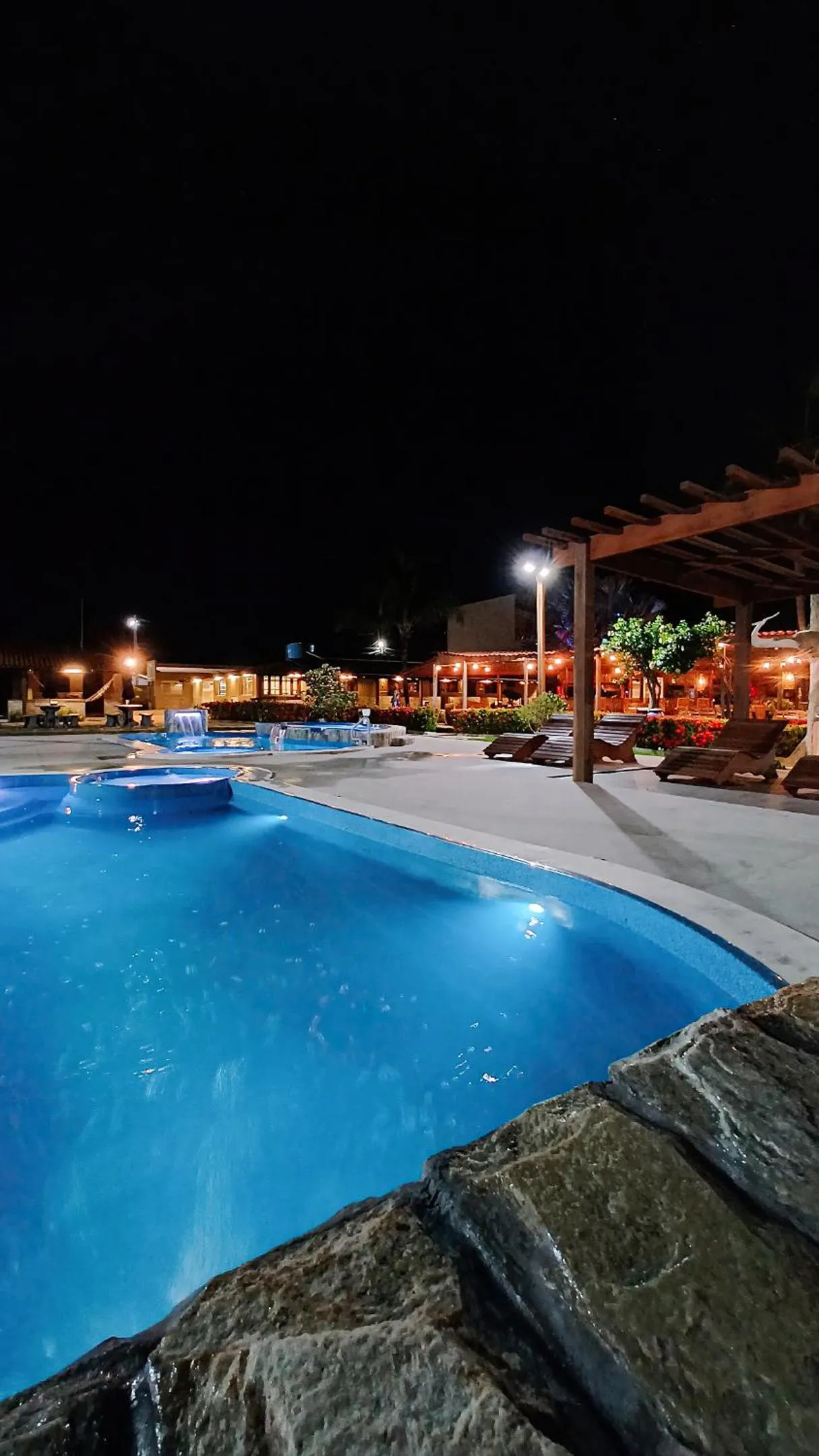 Swimming pool in Pousada Jagatá