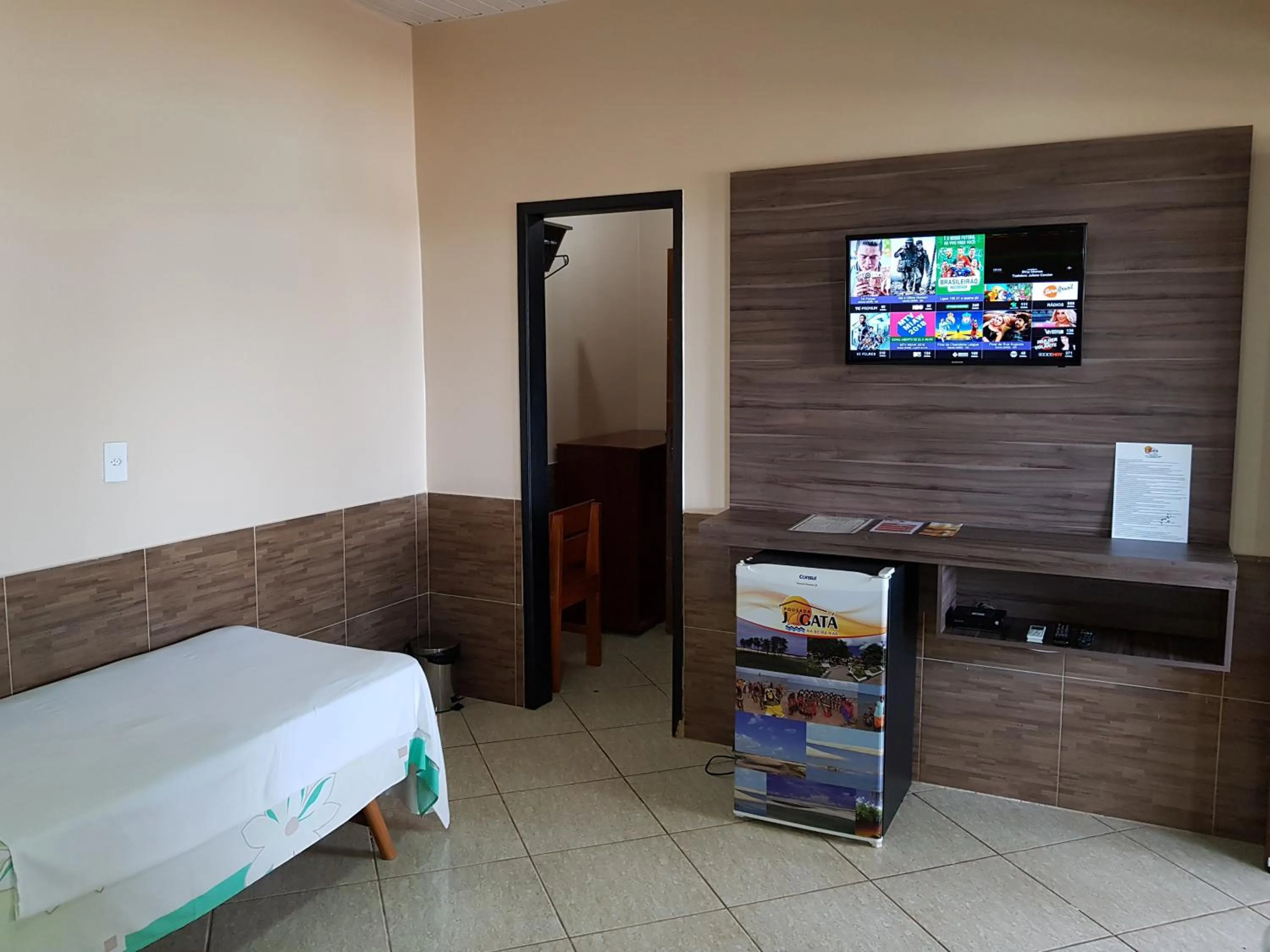 Photo of the whole room, Bed in Pousada Jagatá