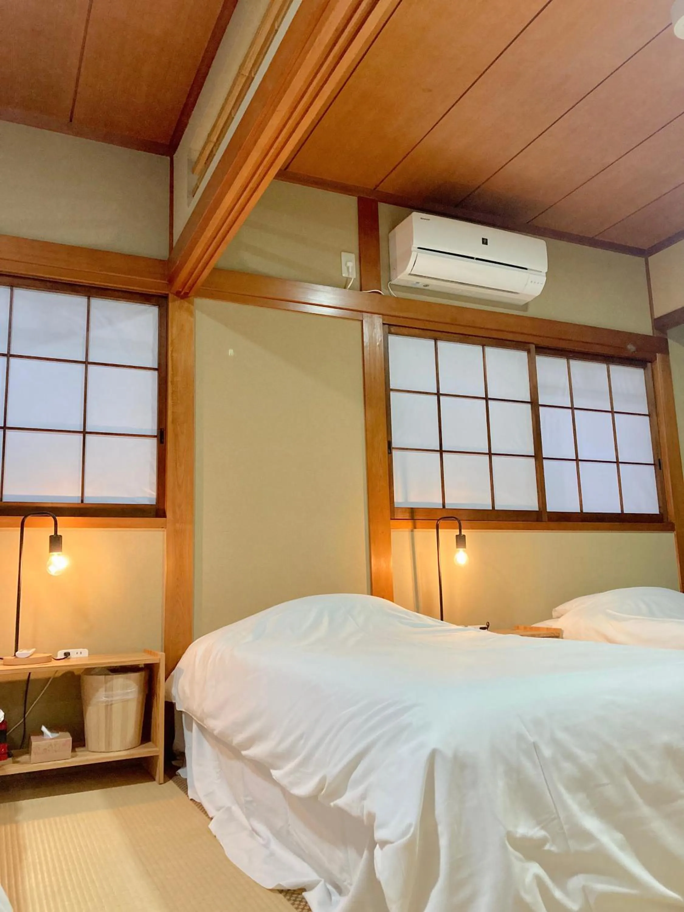 Bed in 2no HOME & PARK